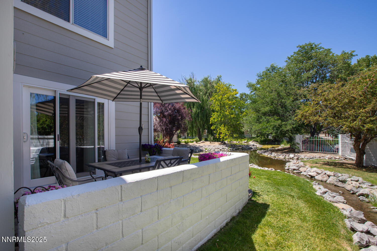 831 Blue Falls Pl Reno NV-large-040-034-