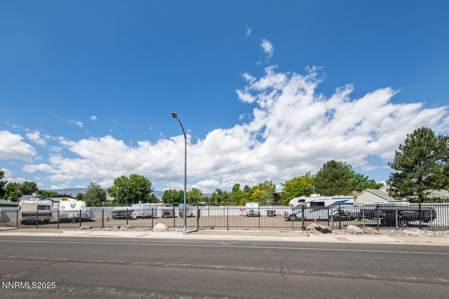 831 Blue Falls Pl Reno NV-large-058-004-