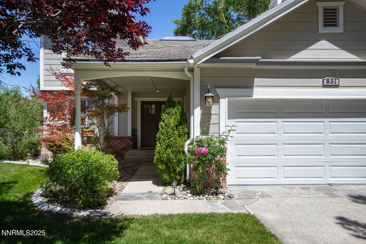 831 Blue Falls Pl Reno NV-large-037-028-