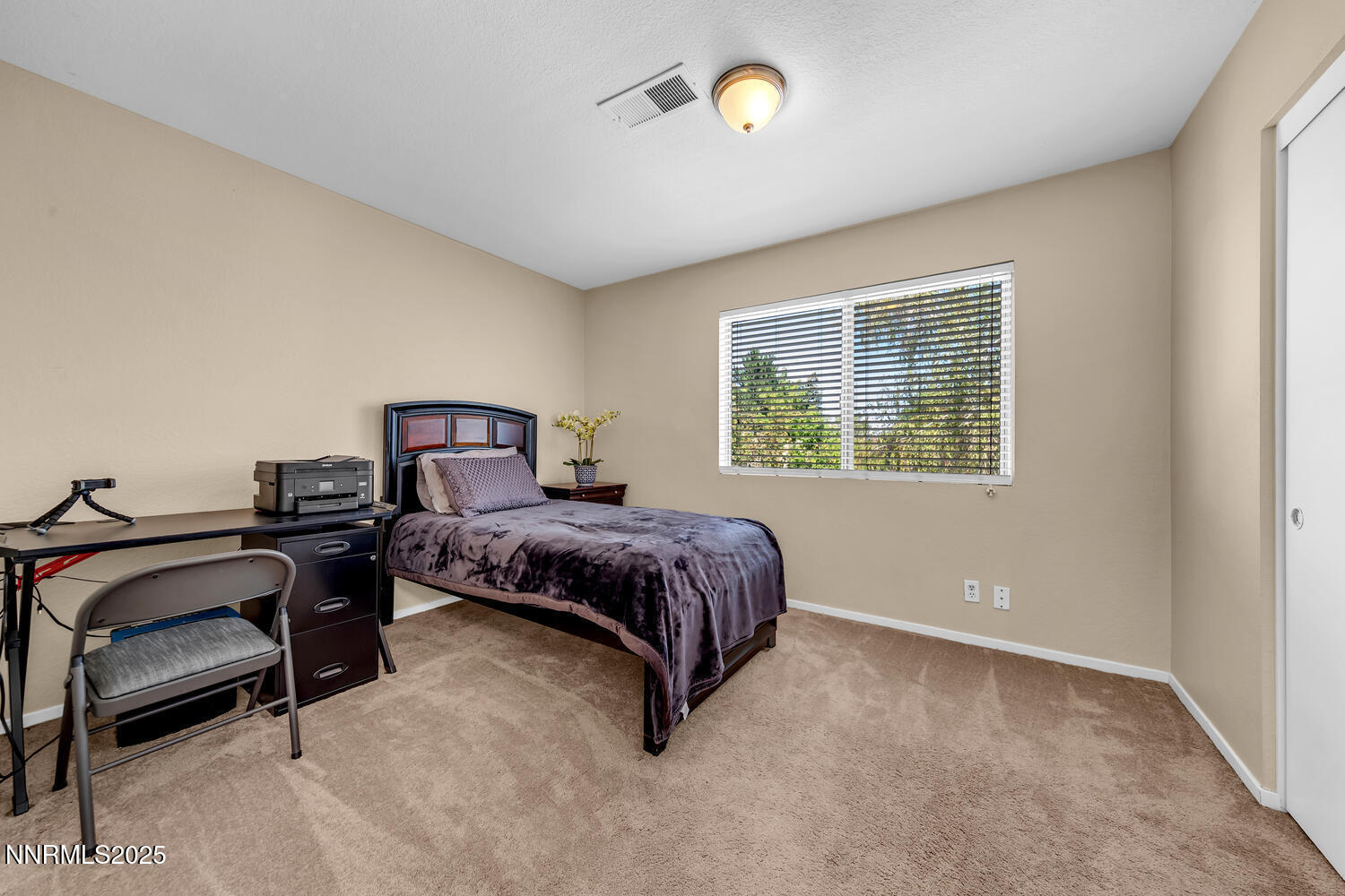 831 Blue Falls Pl Reno NV-large-030-041-