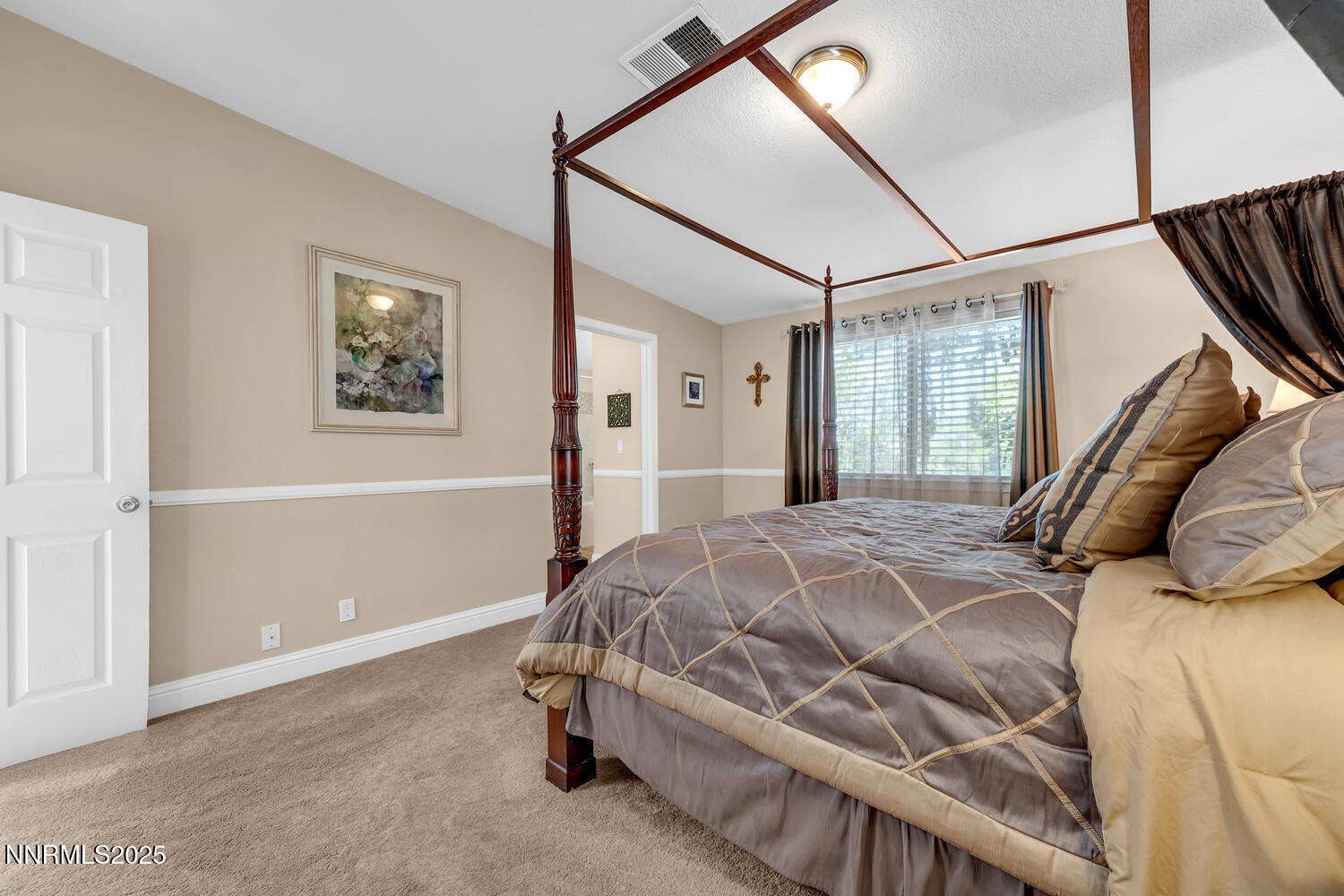 831 Blue Falls Pl Reno NV-large-022-019-