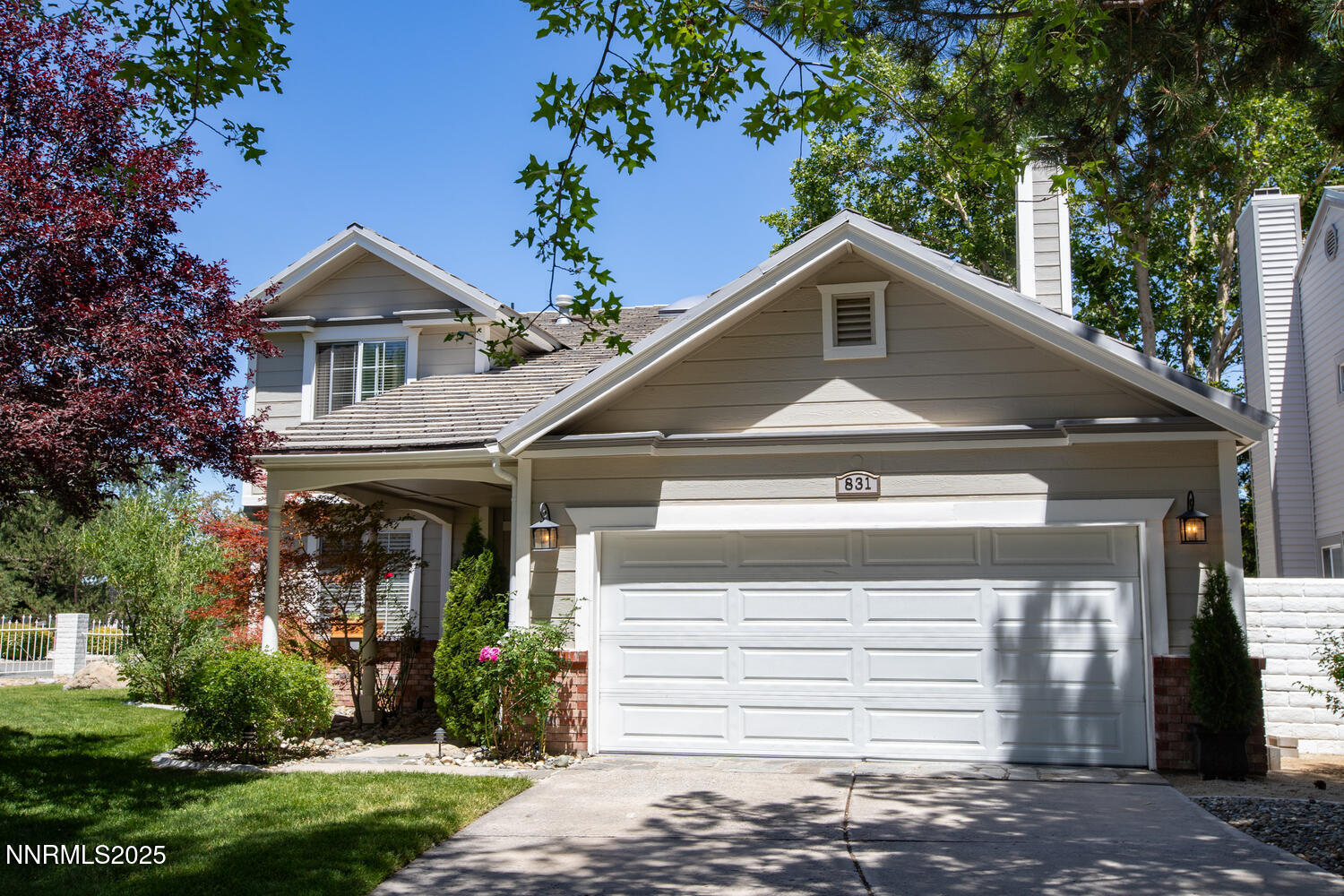 831 Blue Falls Pl Reno NV-large-001-032-