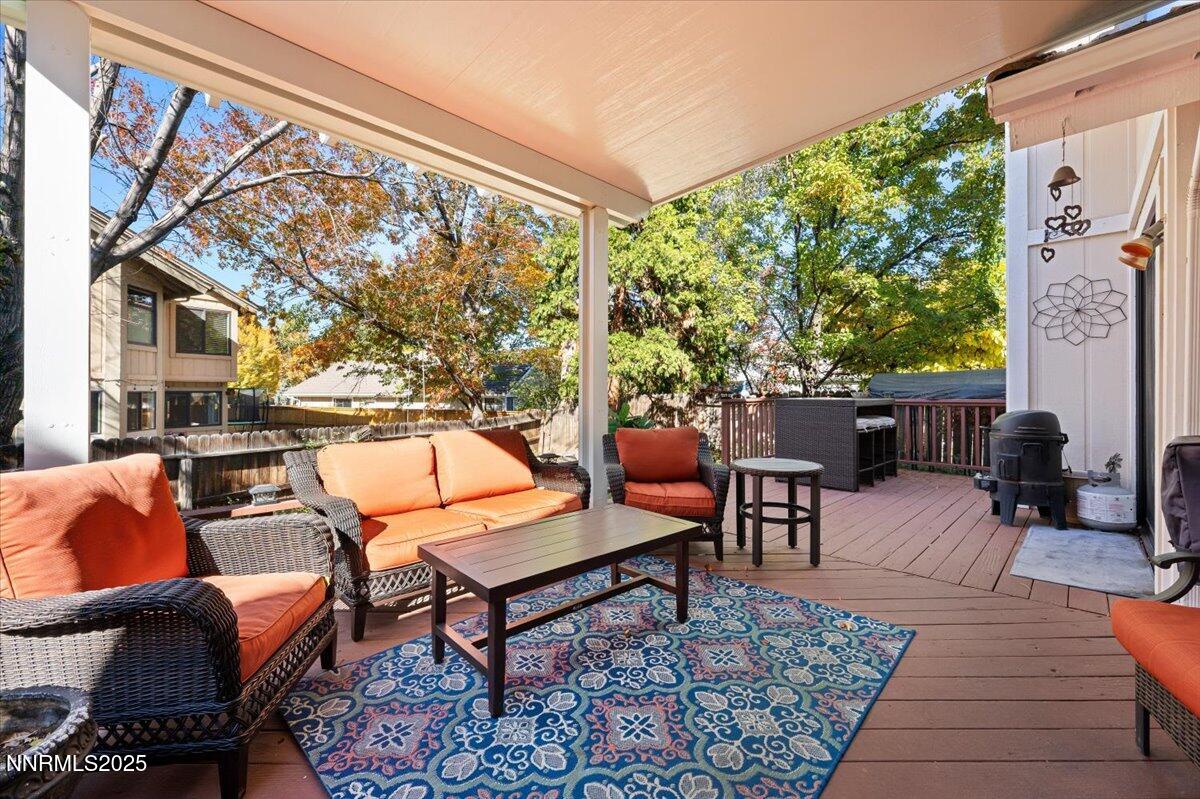 39-3945 Falling Water Drive Reno NV 8951