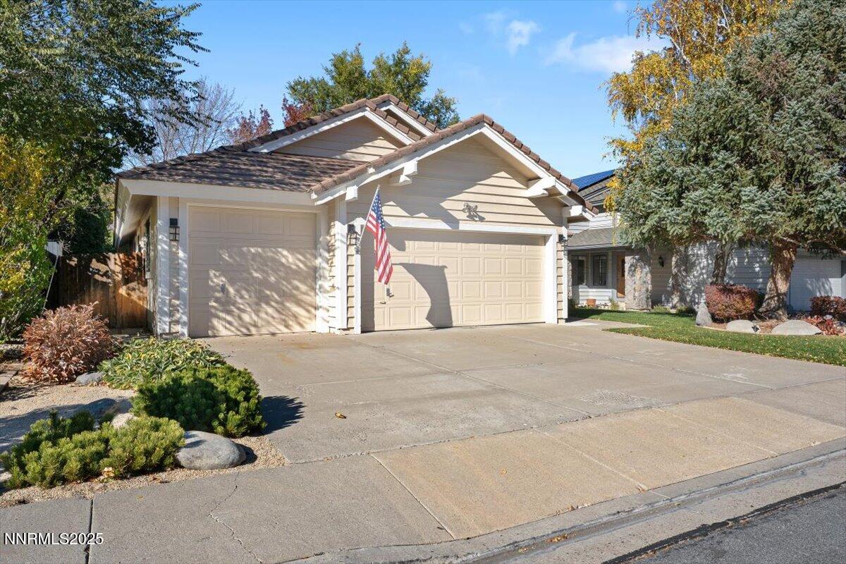 01-3945 Falling Water Drive Reno NV 8951