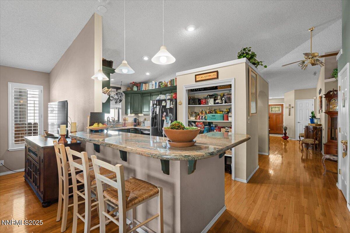 17-3945 Falling Water Drive Reno NV 8951