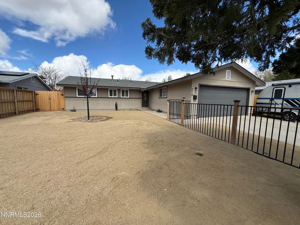 Photo of 210 W Applegate Way, Carson City, NV 89706 (MLS # 260004903)