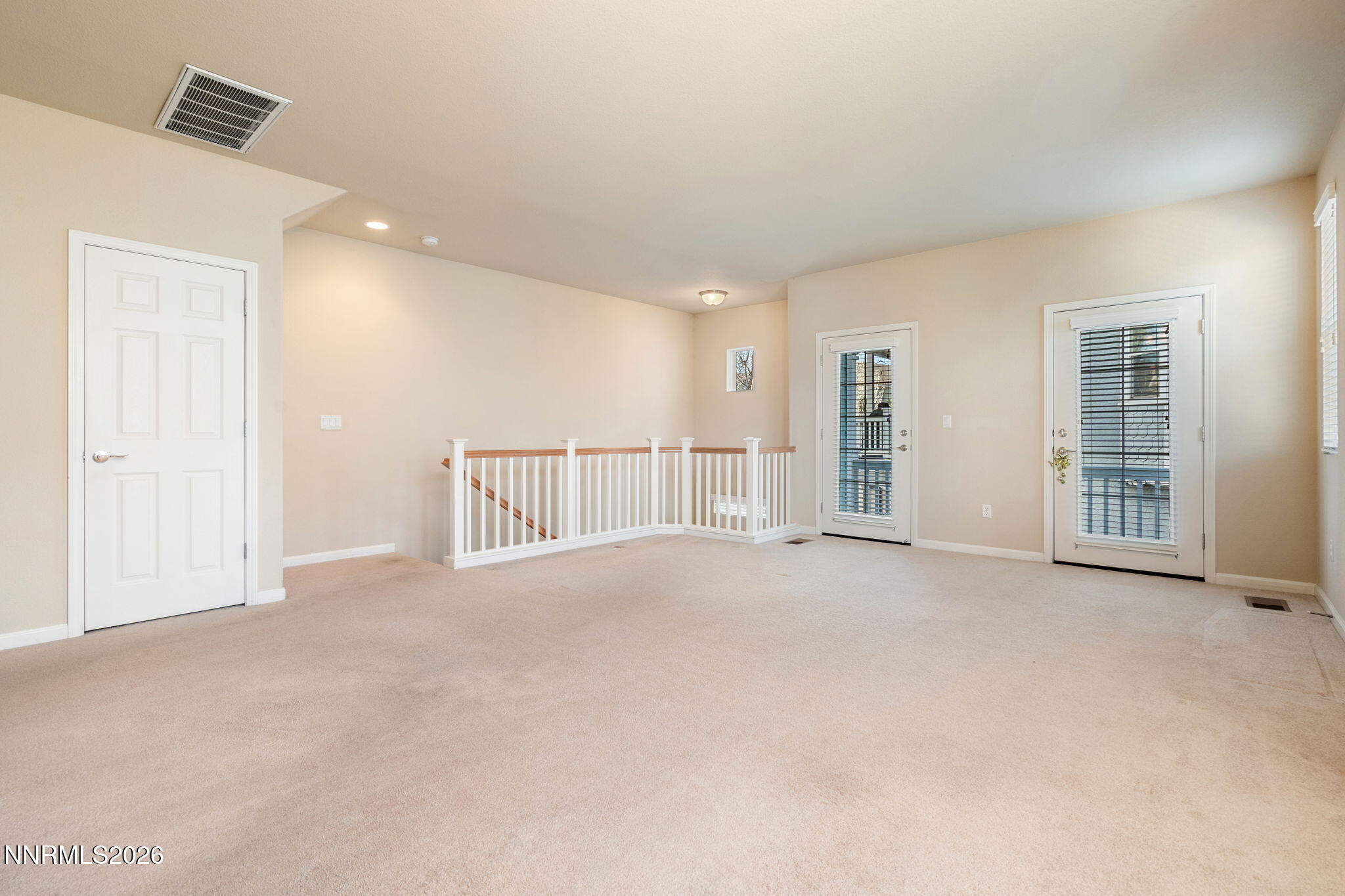 Living room 2