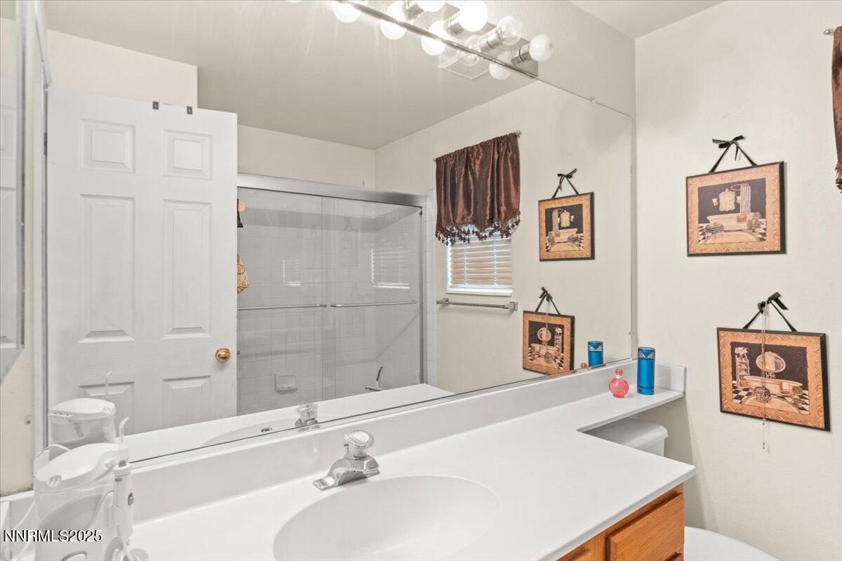 18-976 Leah Circle Reno NV 89511-18