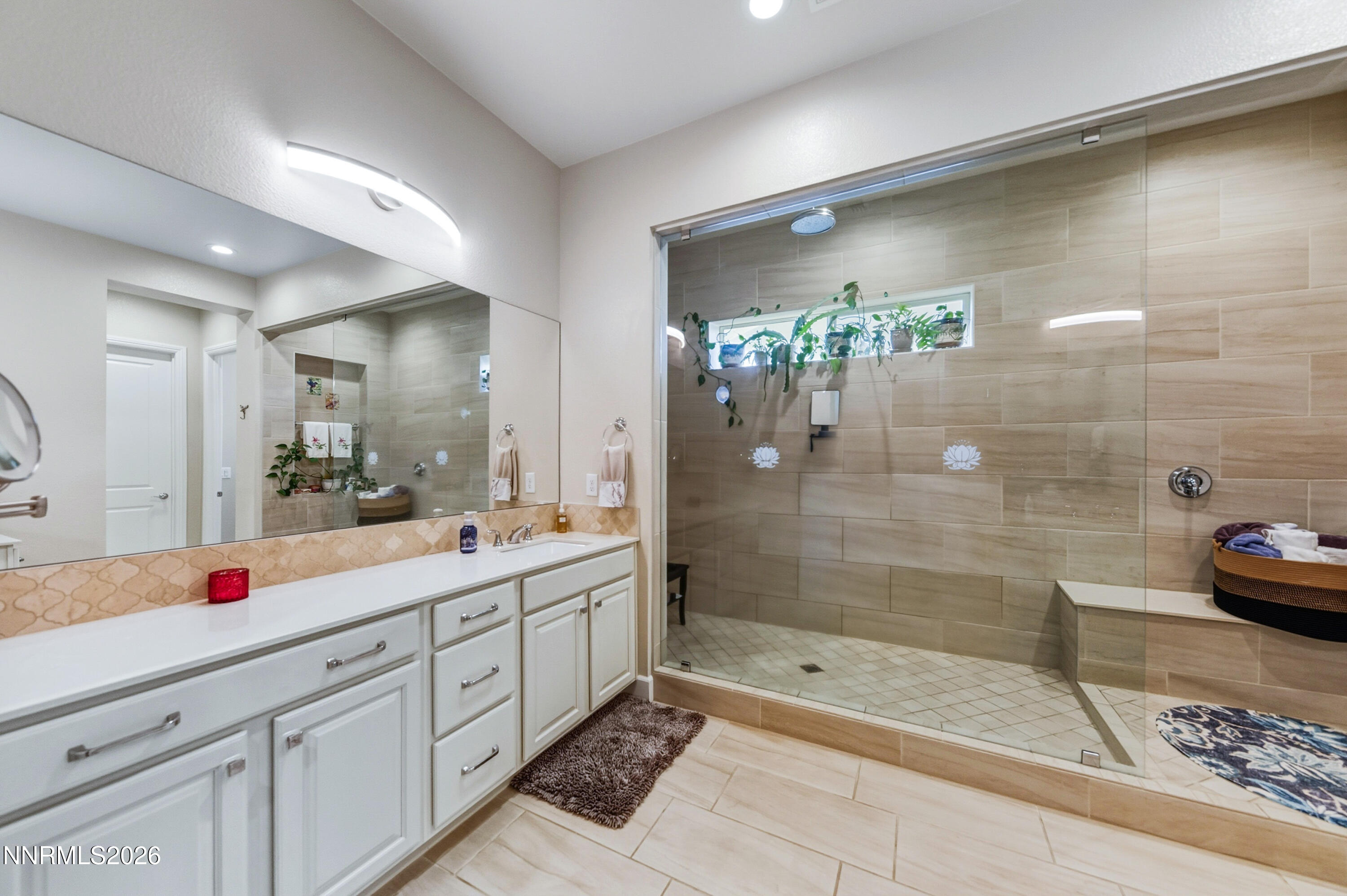 Reno, Nevada, 89521, United States, 3 Bedrooms Bedrooms, ,4 BathroomsBathrooms,Residential,Active,2018161