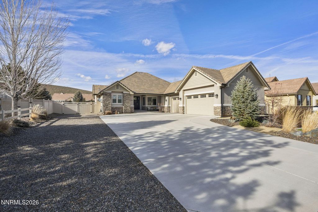 Photo of 404 Chianti Way, Dayton, NV 89403 (MLS # 260002303)