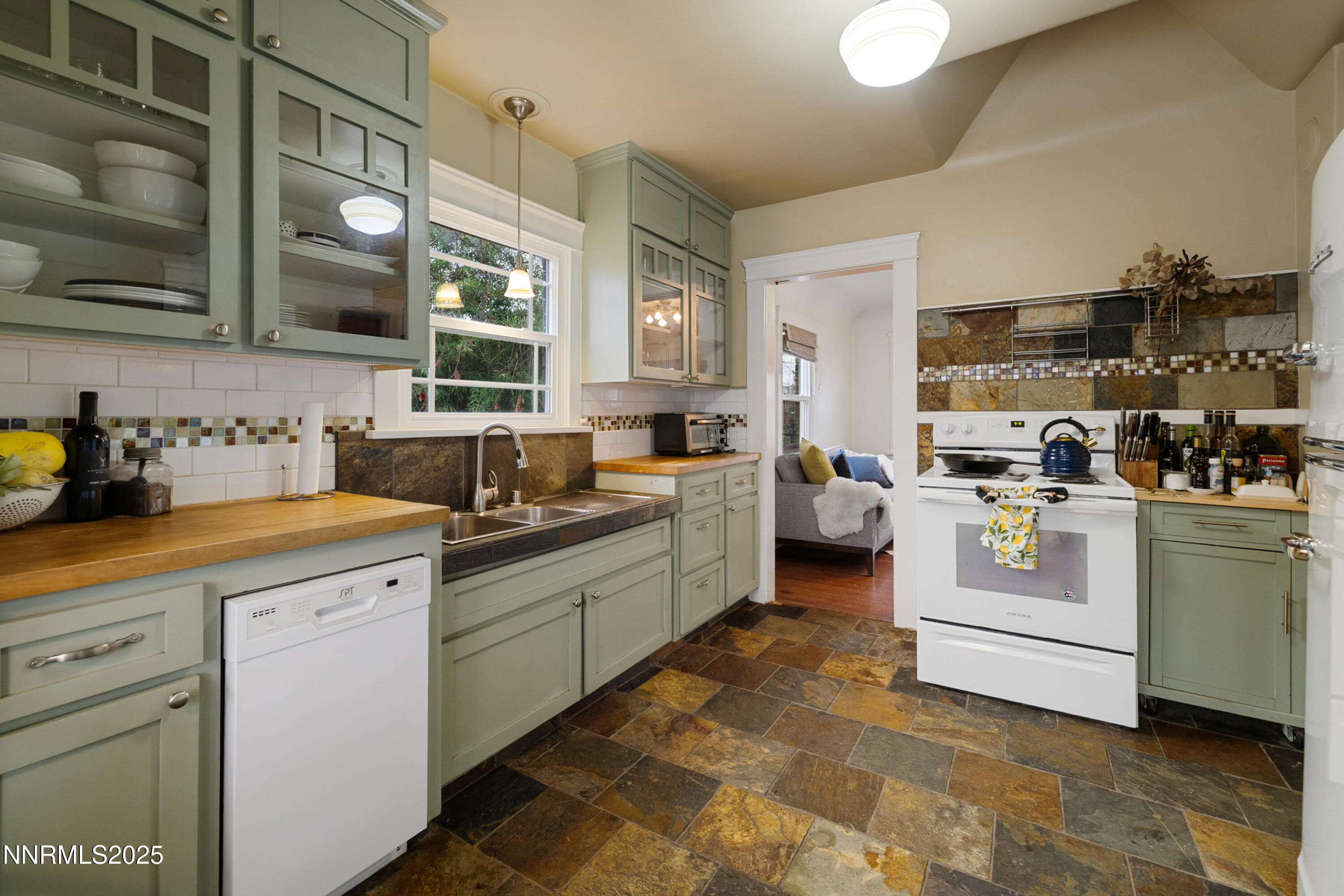 013_11-print-948_washington-12_827