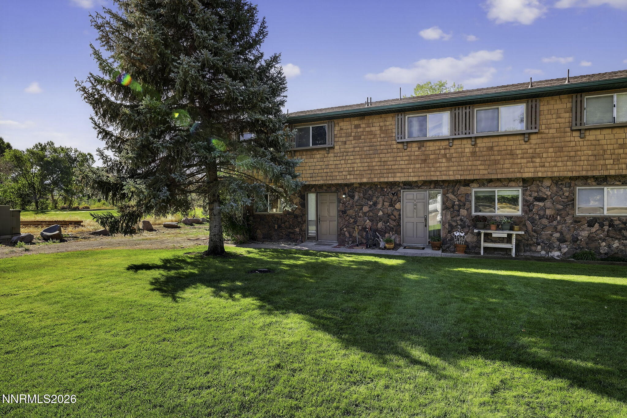 1-web-or-mls-1051 Riverview-1