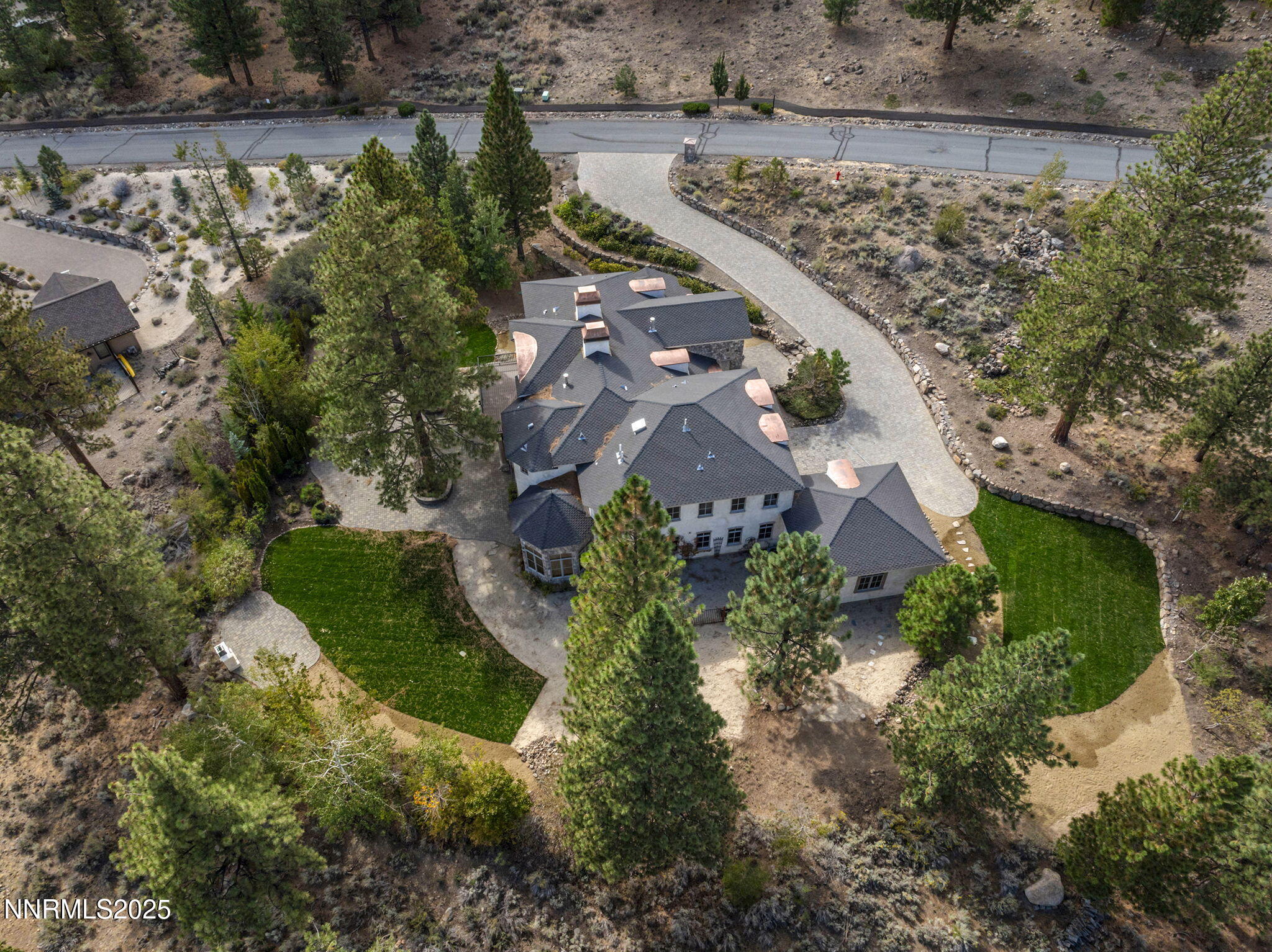 10-web-or-mls-DJI_0575