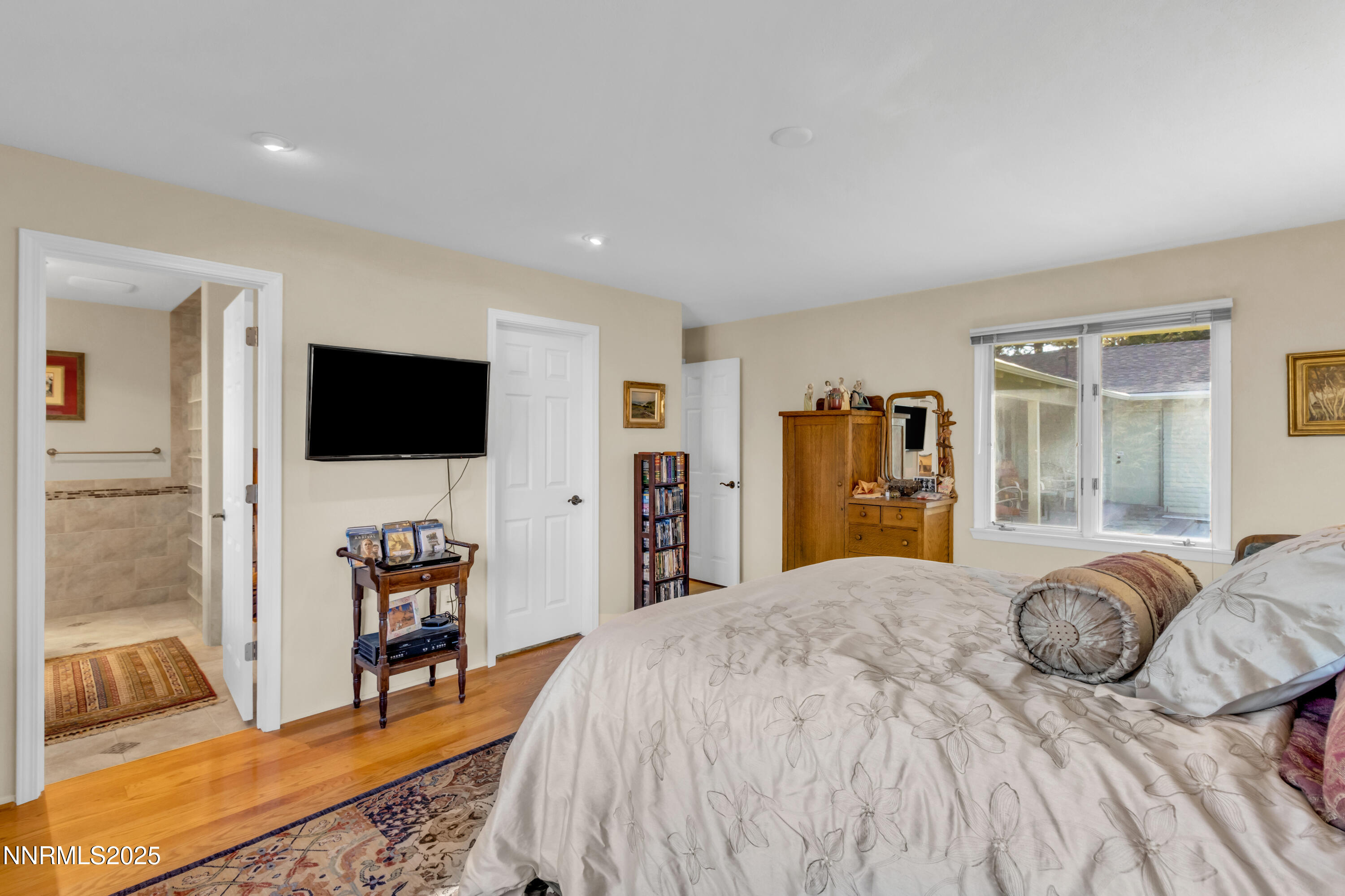 2350 Eva Adams Dr 42