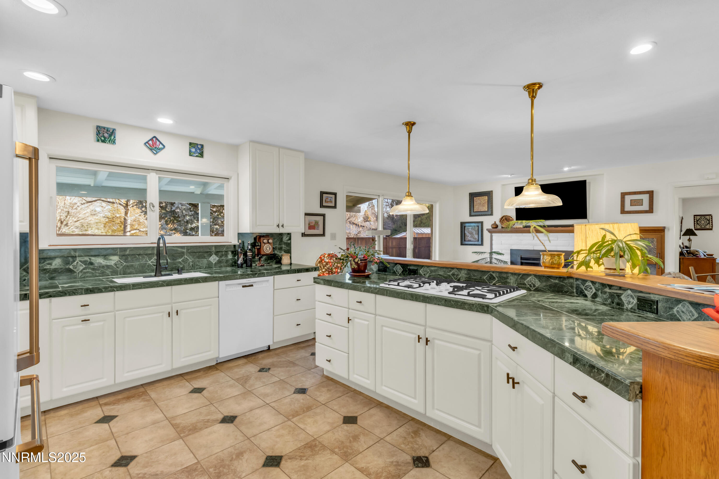 2350 Eva Adams Dr 34