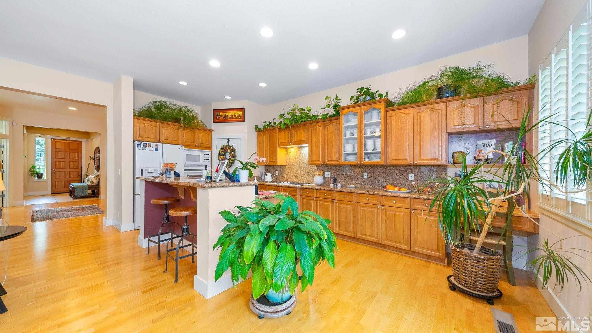 Reno, Nevada 89519, United States, 2 Bedrooms Bedrooms, ,2 BathroomsBathrooms,Residential,Active,93970