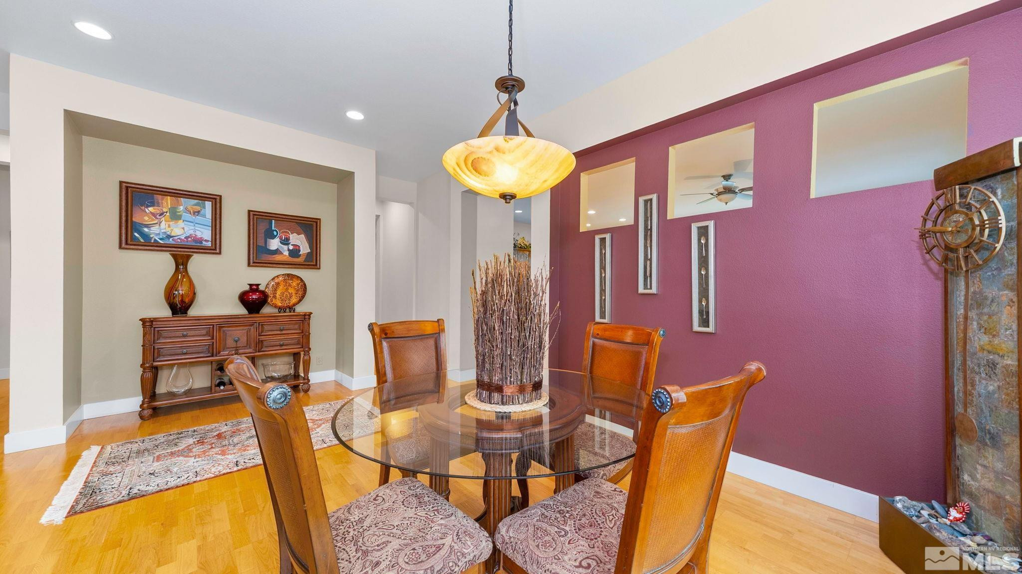 Reno, Nevada 89519, United States, 2 Bedrooms Bedrooms, ,2 BathroomsBathrooms,Residential,Active,93970