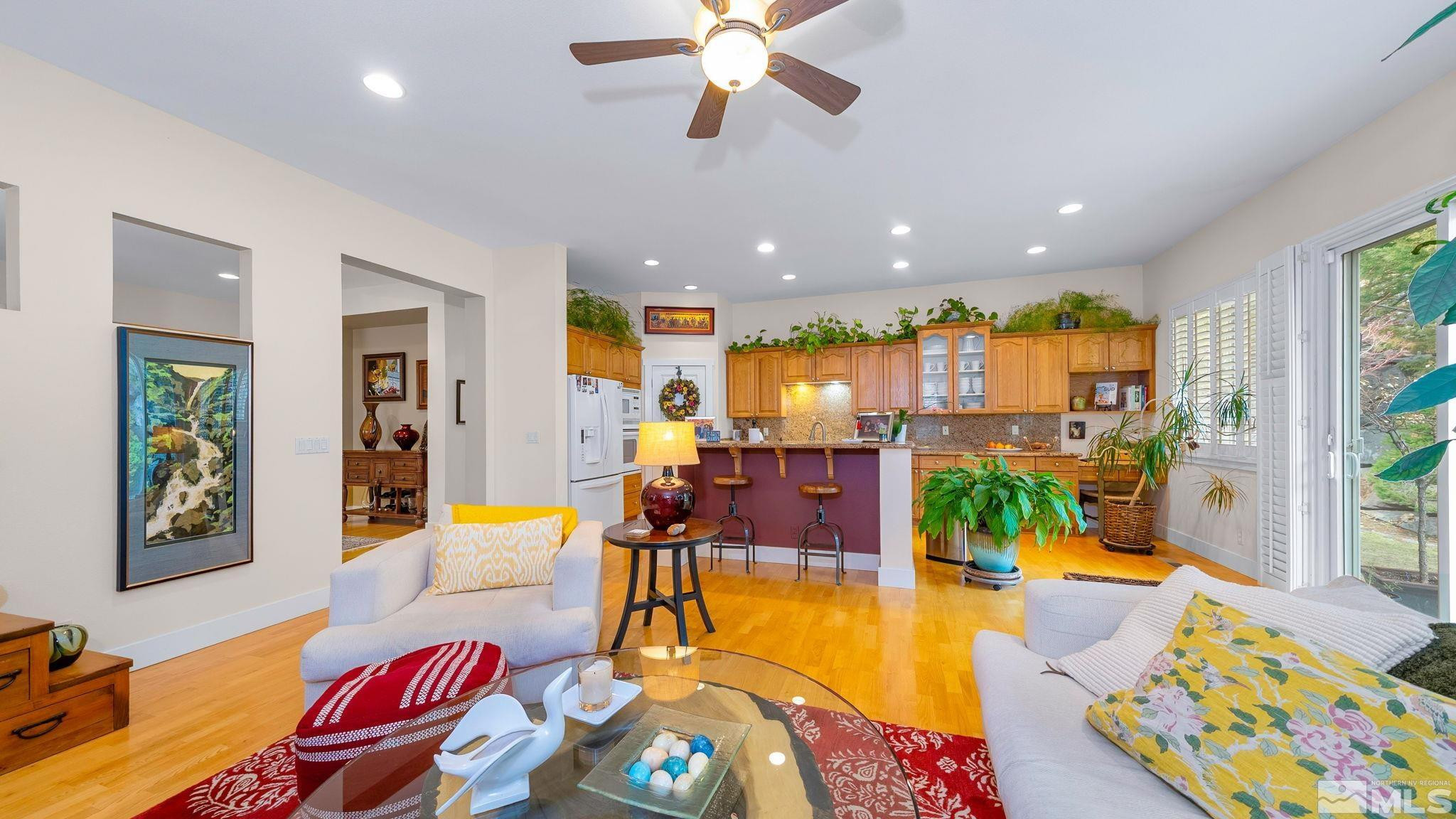 Reno, Nevada 89519, United States, 2 Bedrooms Bedrooms, ,2 BathroomsBathrooms,Residential,Active,93970