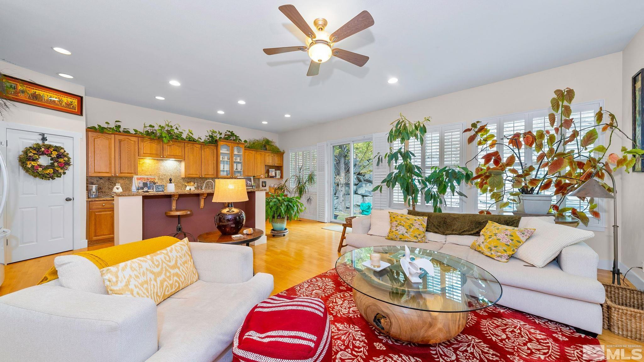 Reno, Nevada 89519, United States, 2 Bedrooms Bedrooms, ,2 BathroomsBathrooms,Residential,Active,93970