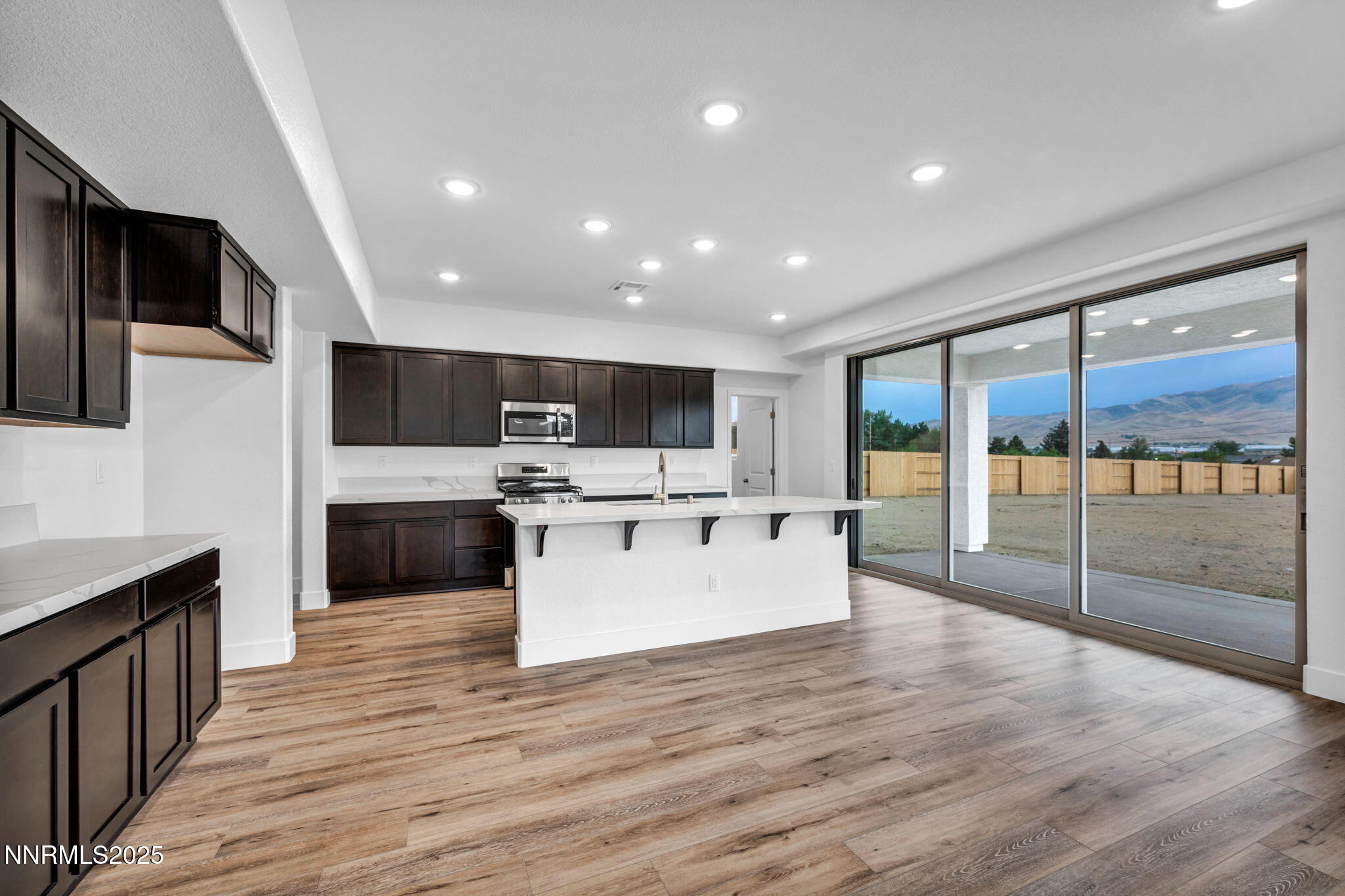 69-web-or-mls-754-shimmer-ct