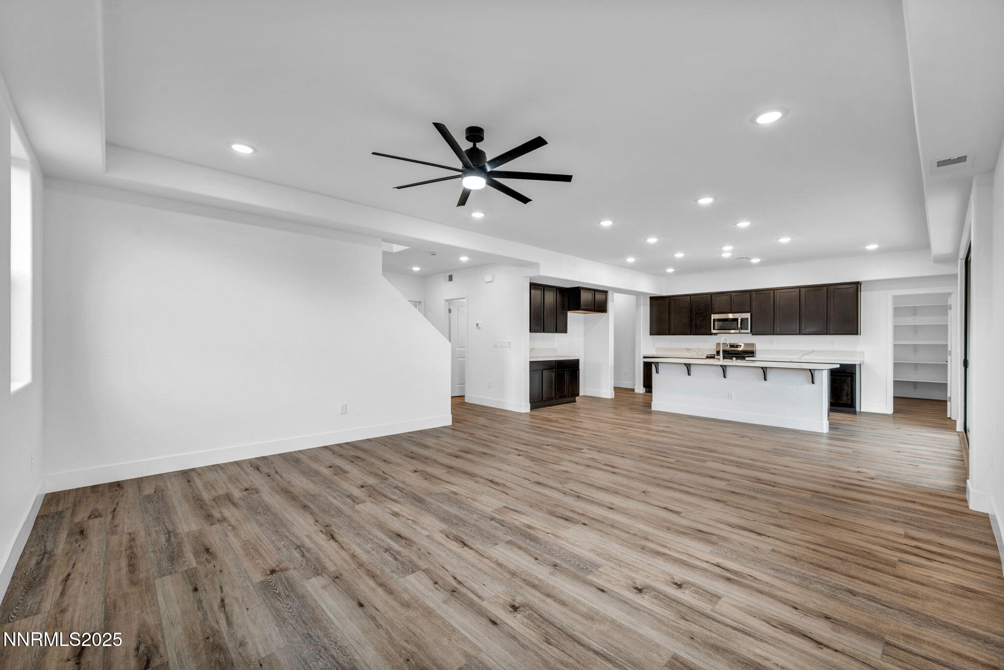 73-web-or-mls-754-shimmer-ct