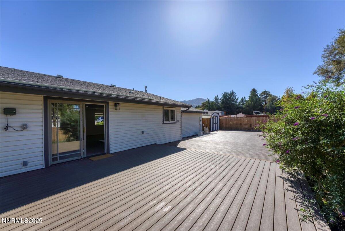 17-6815 Prestwick Cir Reno NV 89502 (32