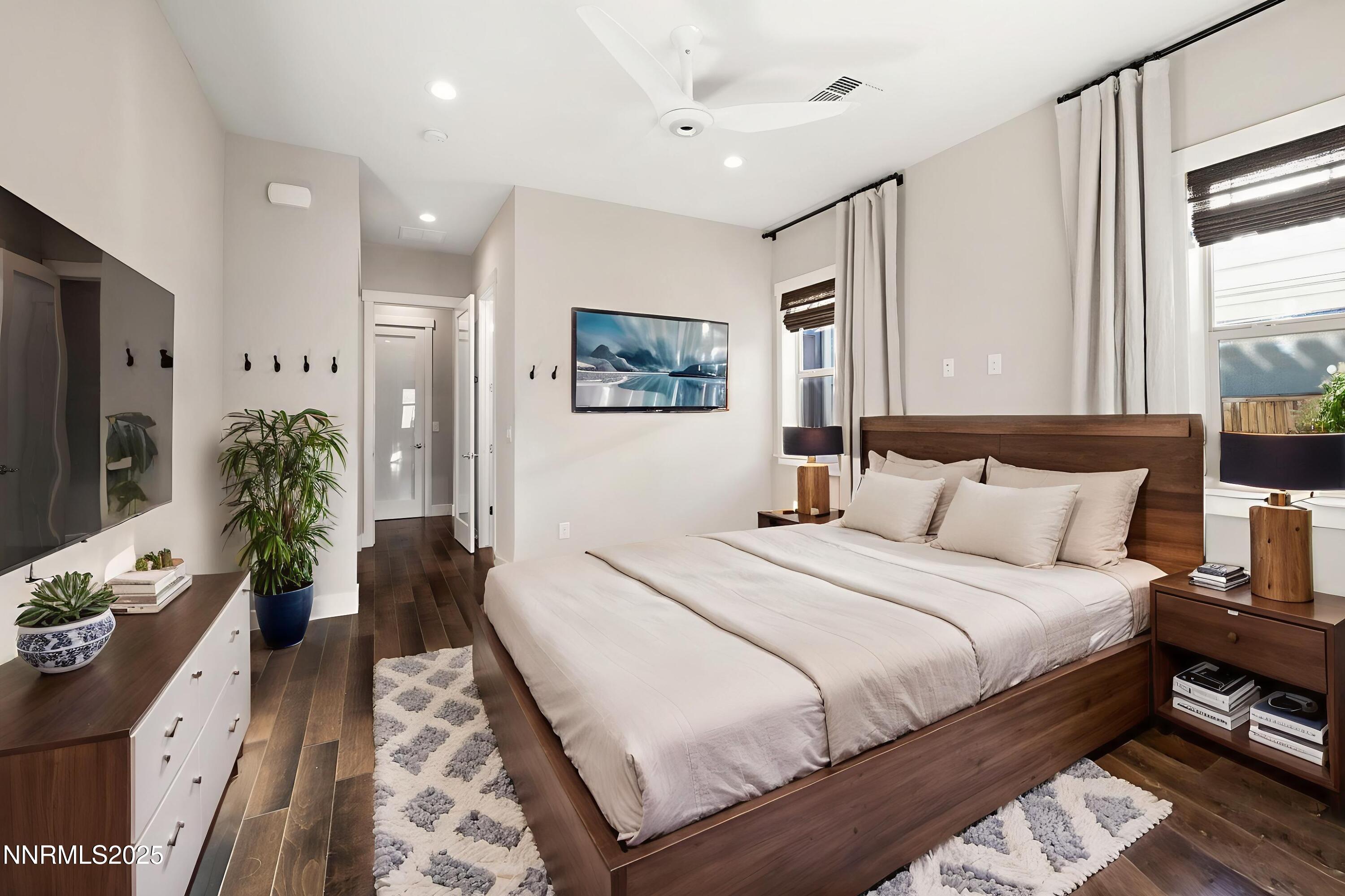 17-web-or-mls-2223-hillsborough-3 - Bedr