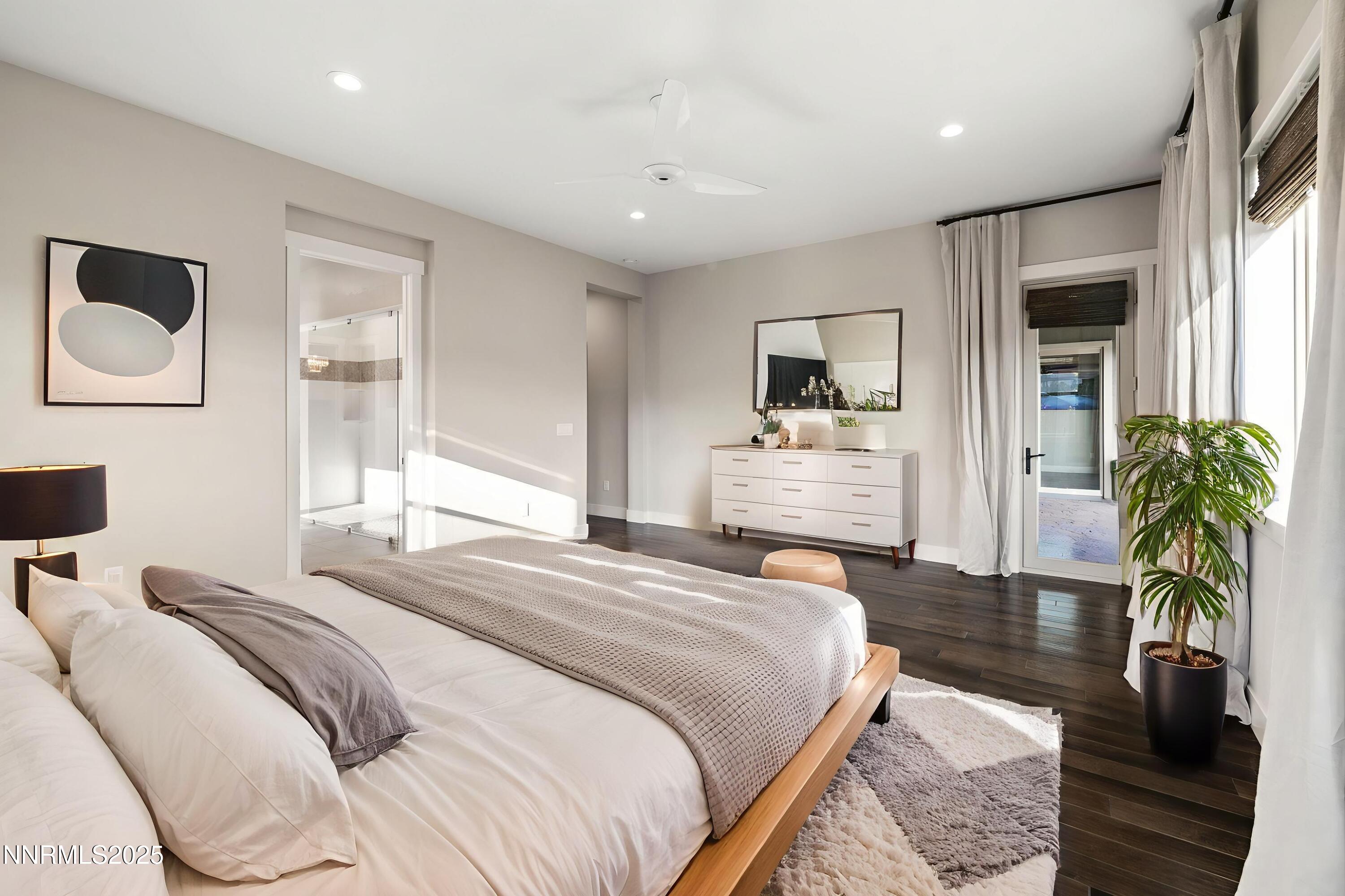 24-web-or-mls-2223-hillsborough-10 - Bed