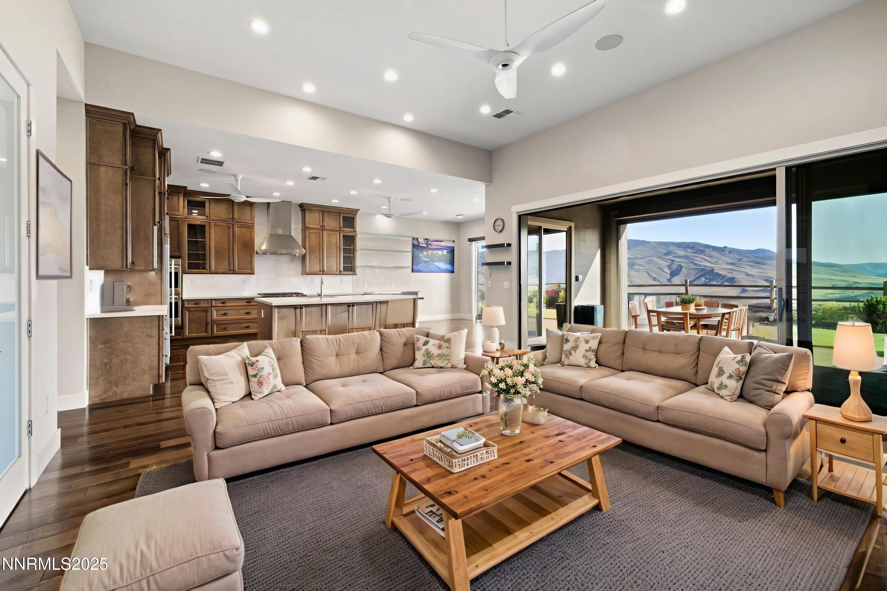 30-web-or-mls-2223-hillsborough-16 - 10