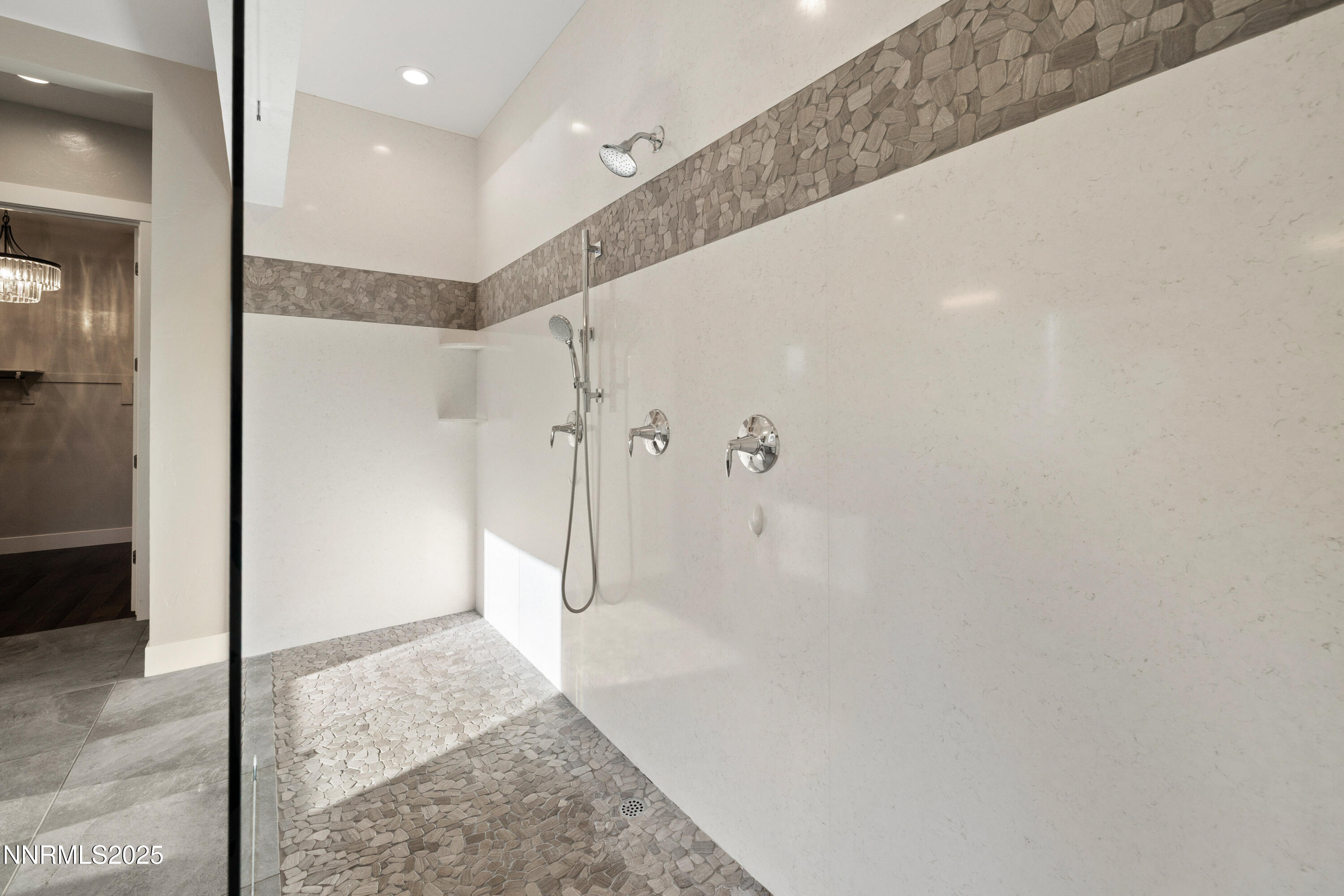 014_26-print-2223_hillsborough-12_93