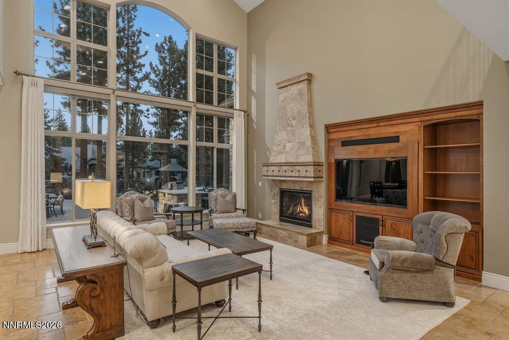 6130 Lake Geneva Drive