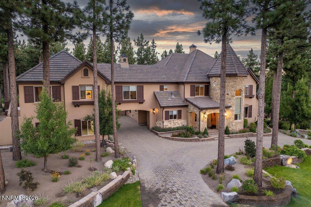 6130 Lake Geneva Drive