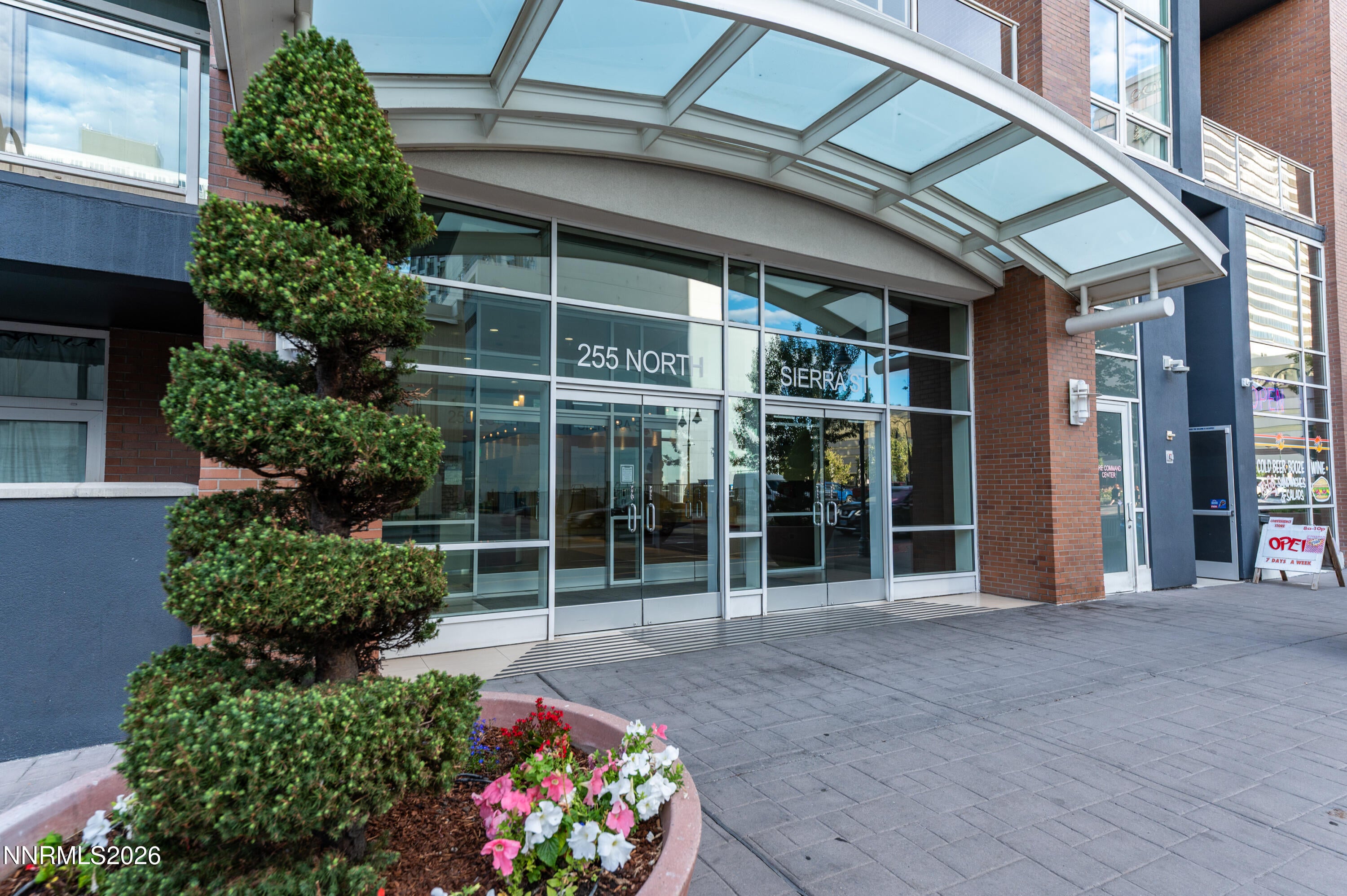255 N Sierra Street #1811