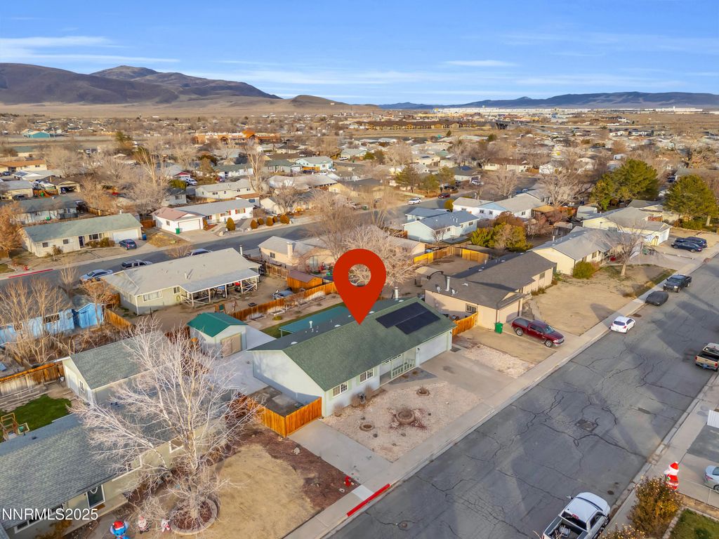 Photo of 812 F Street, Fernley, NV 89408 (MLS # 250059232)