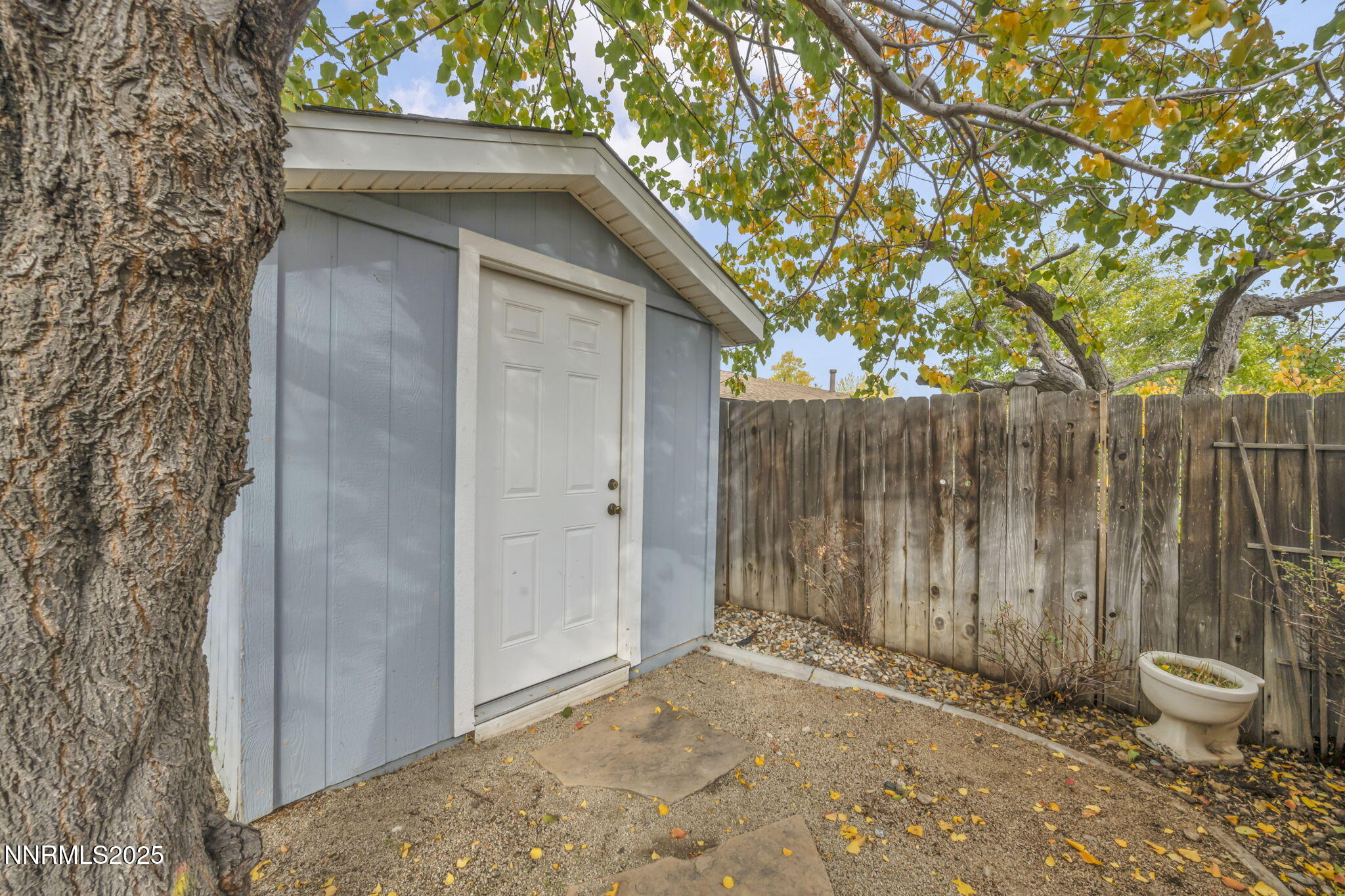 9-web-or-mls-2600-gellert-dr