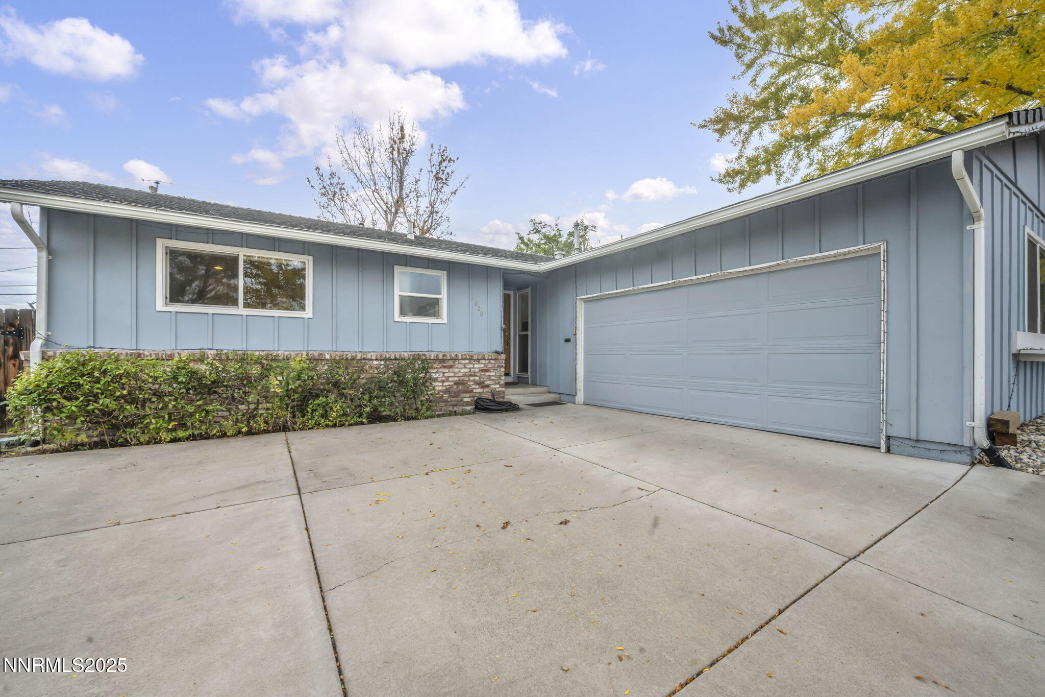 4-web-or-mls-2600-gellert-dr