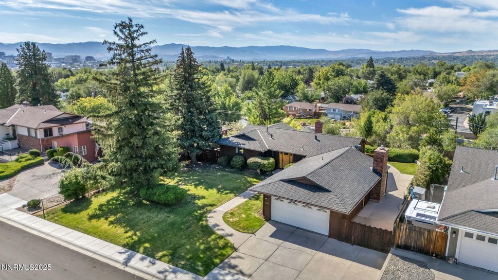 Photo of 1970 Royal Drive, Reno, NV 89503 (MLS # 260004303)