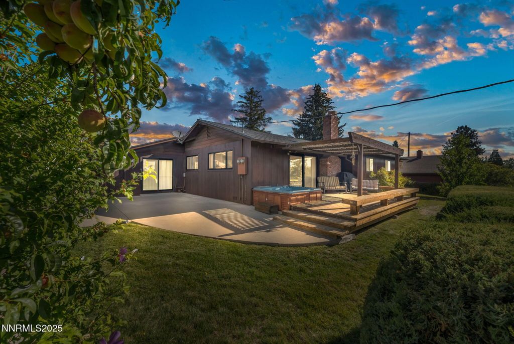 Photo of 1970 Royal Drive, Reno, NV 89503 (MLS # 260004303)