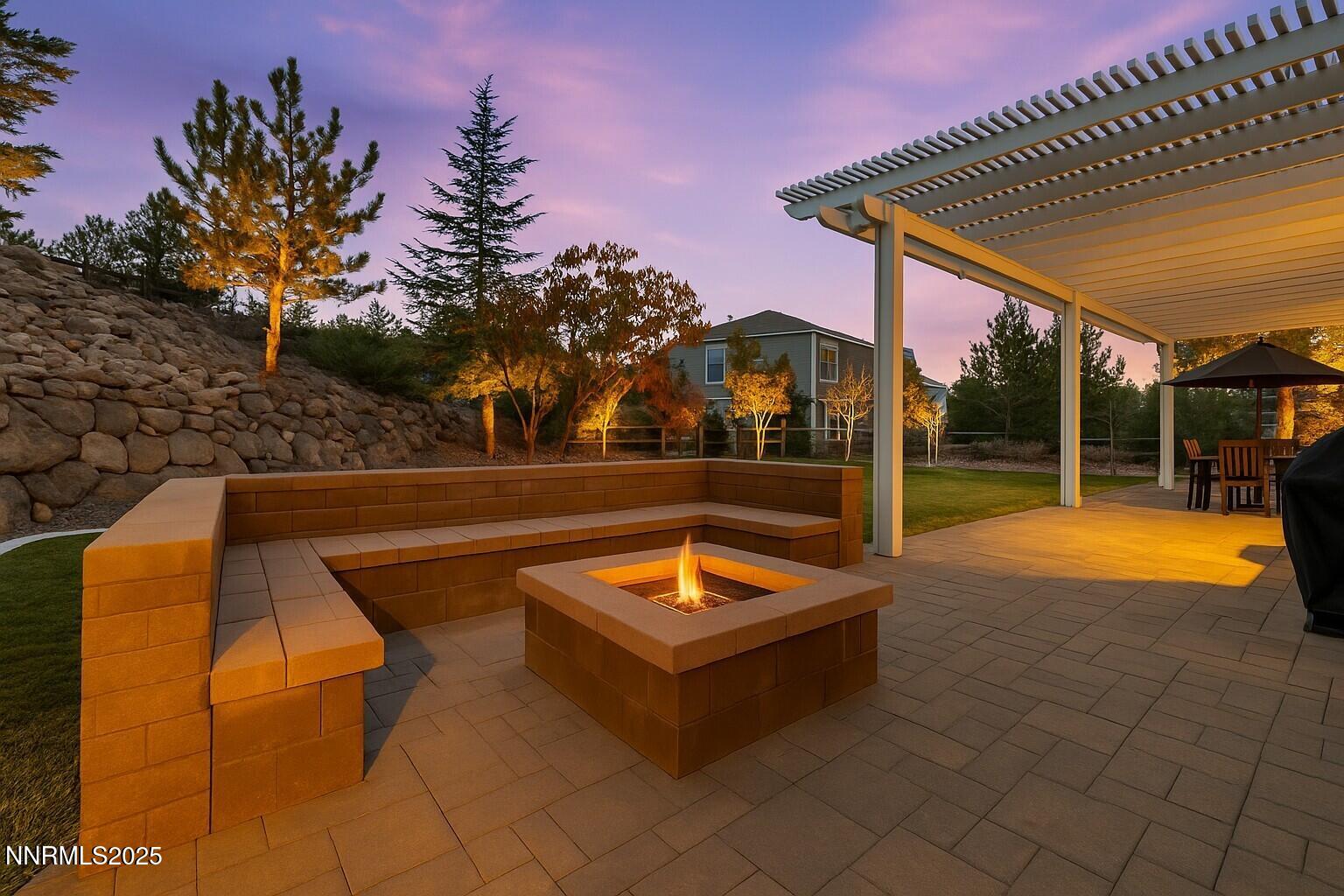 Backyard fire pit
