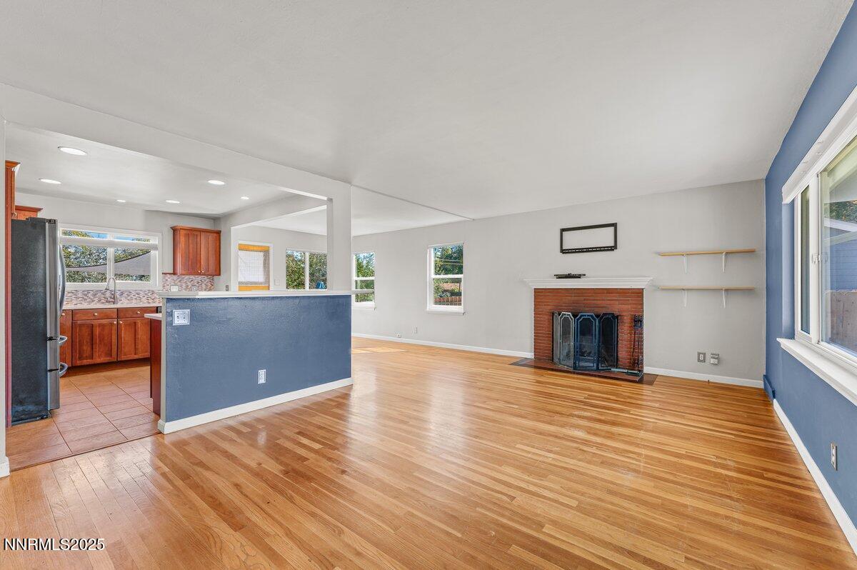 820 Stoker Ave Reno NV 89503 5 of 52