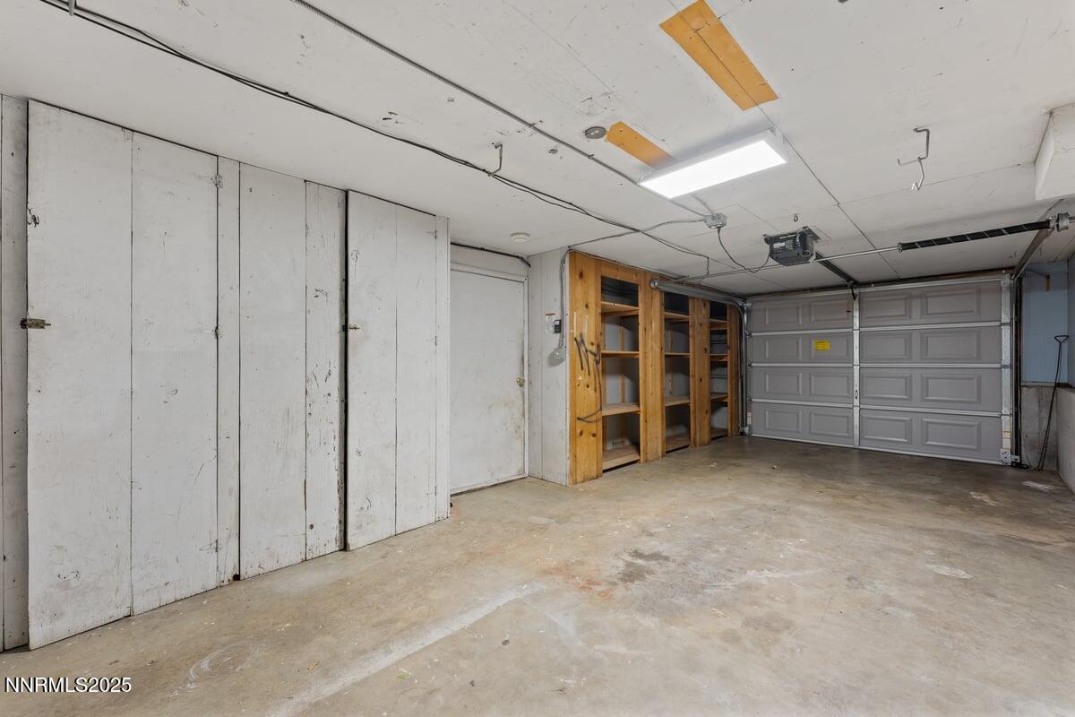 820 Stoker Ave Reno NV 89503 29 of 52