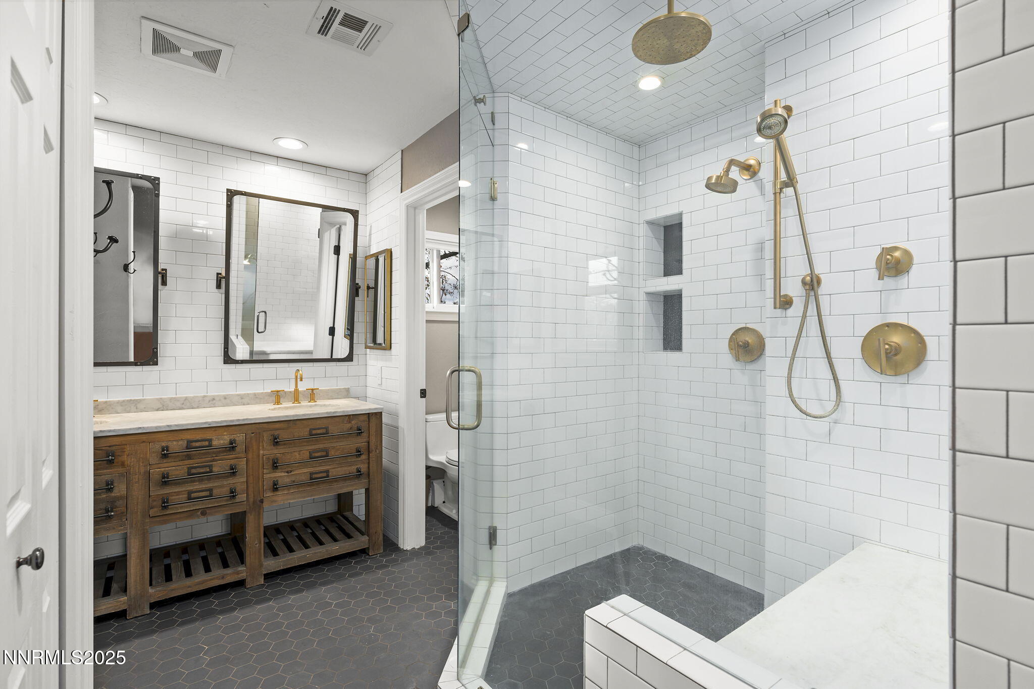 21-web-or-mls-_DSC8285