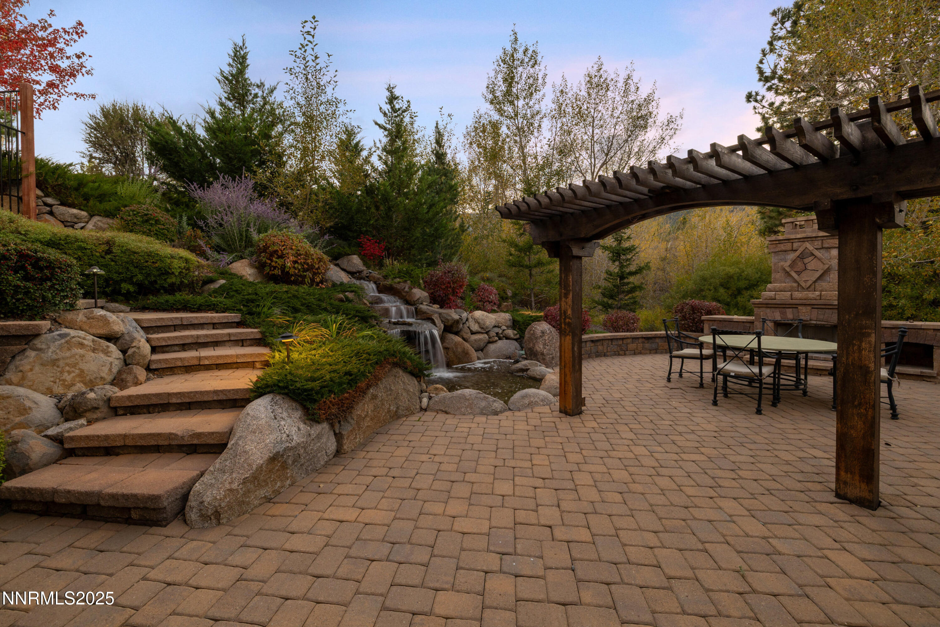 058_111-print-5775_laussane_twilight_-7_