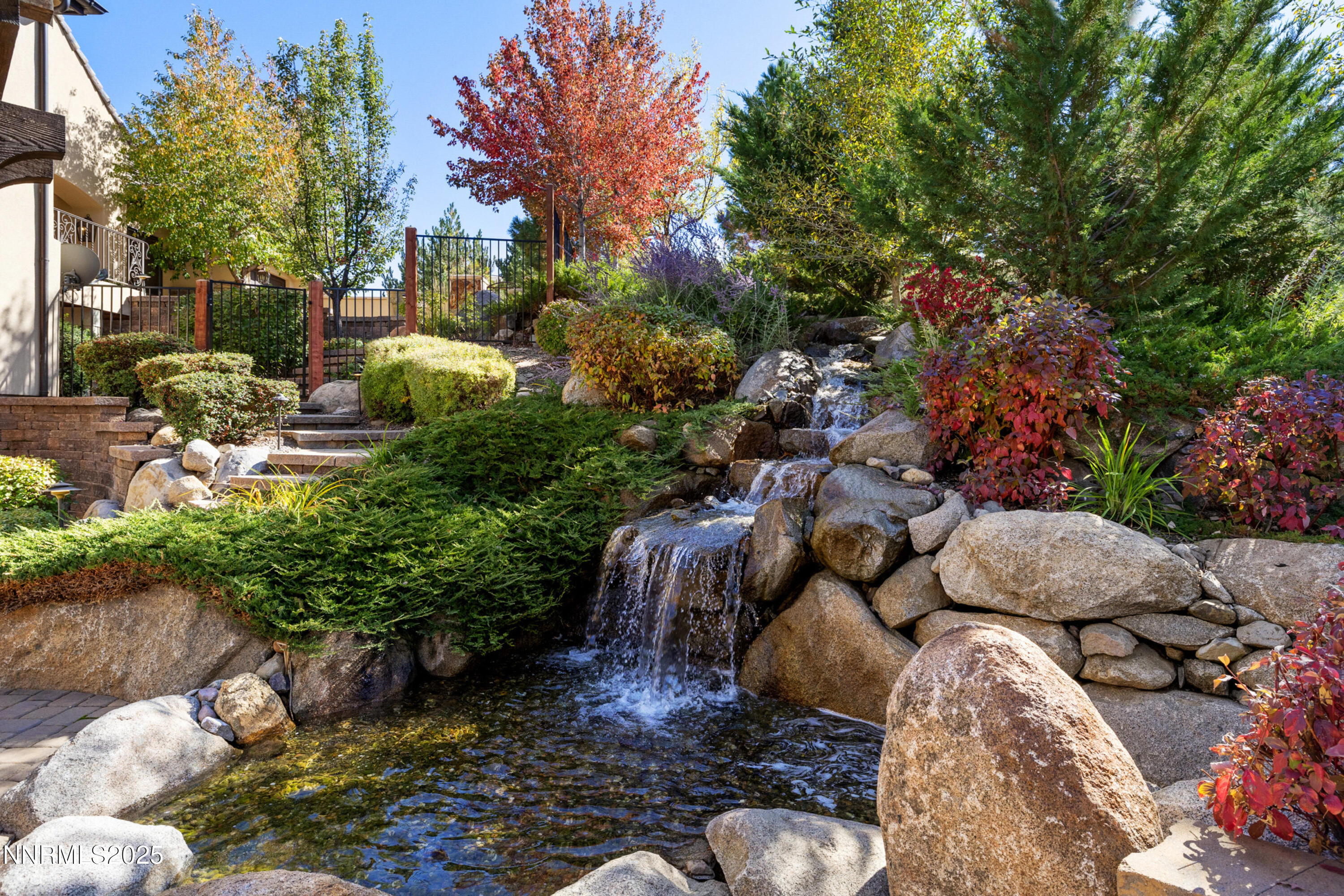 060_96-print-5775_lausanne-73_536