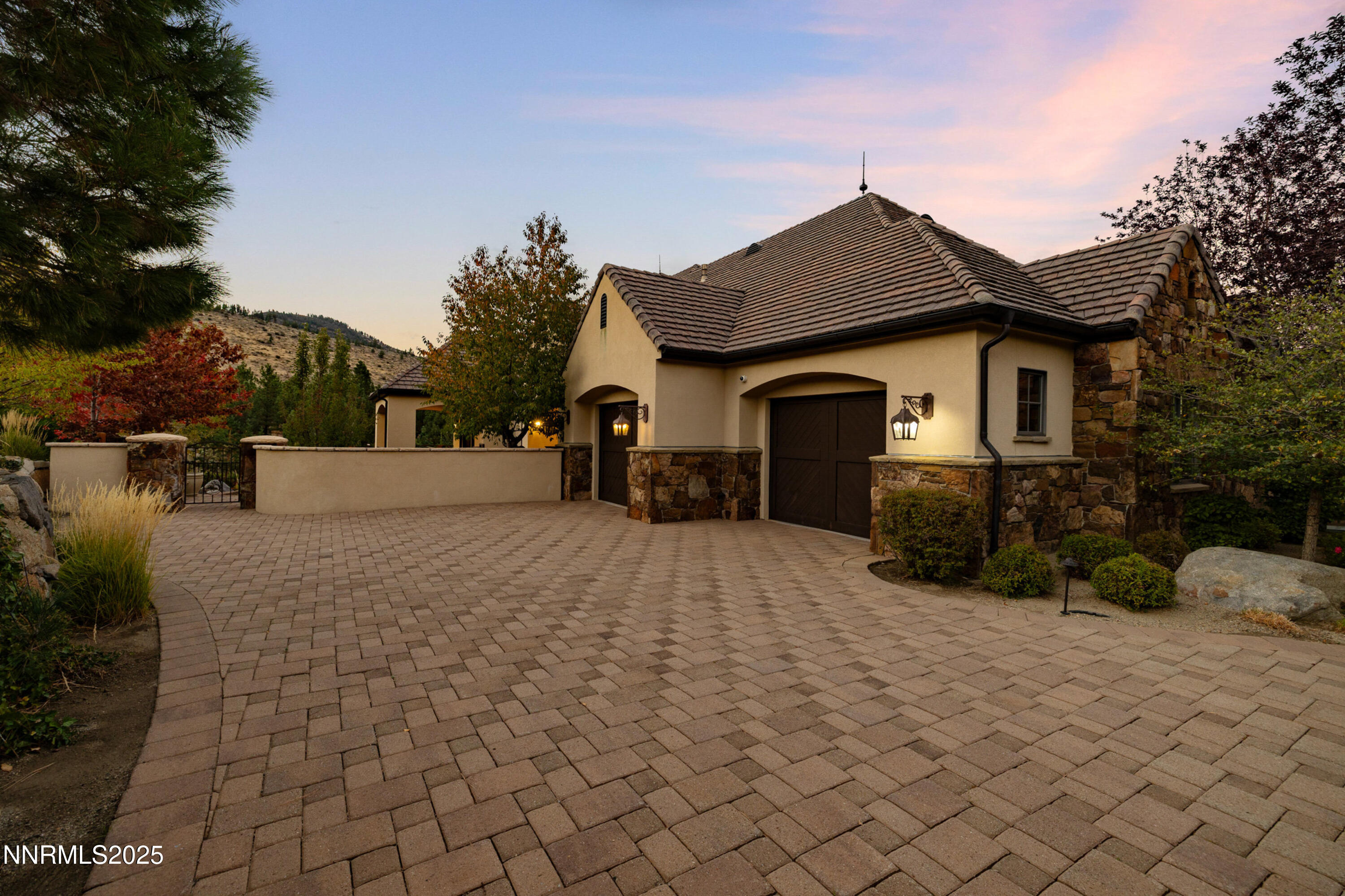 003_108-print-5775_laussane_twilight_-2_