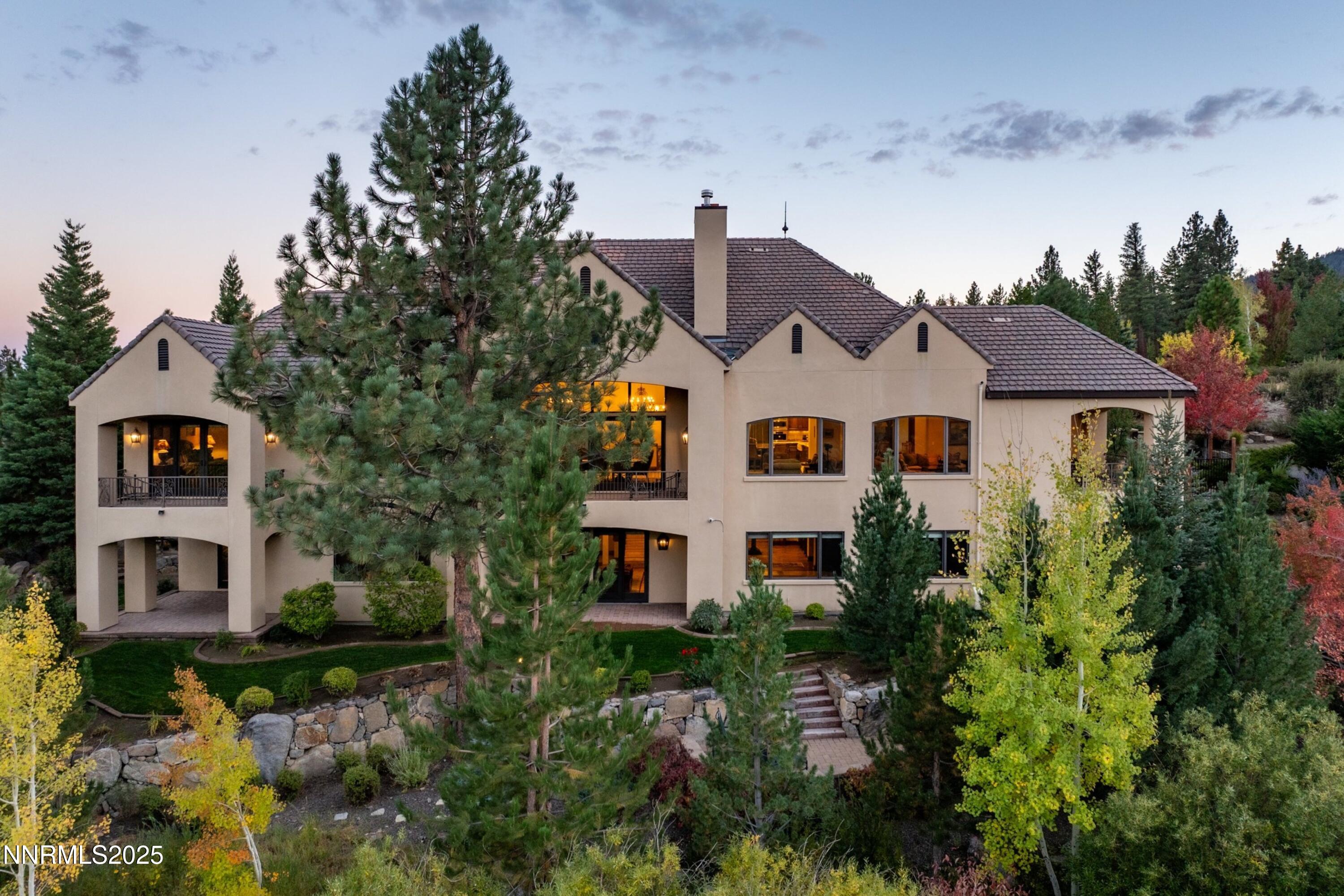 065_13-print-5775_lausanne_dr_drone_-14_