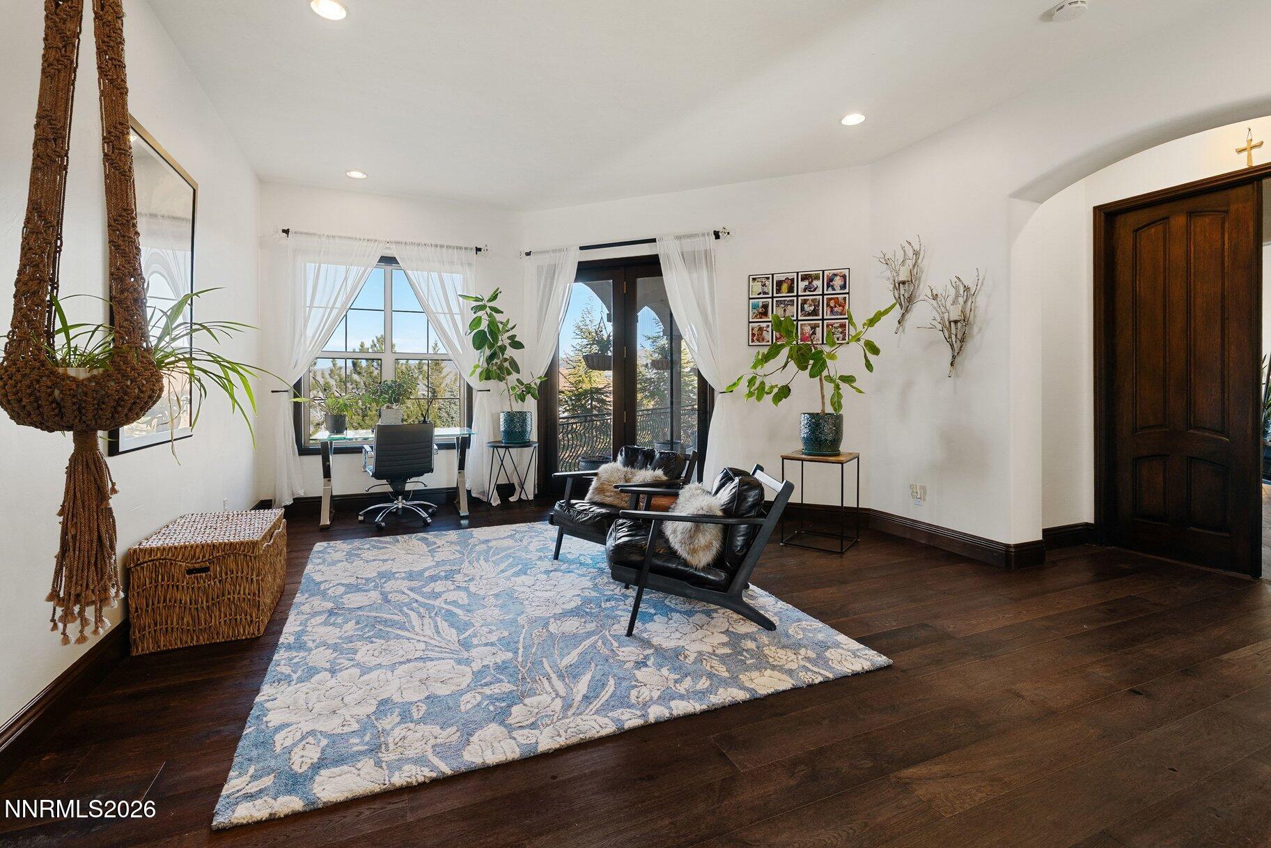 028_31-print-12910_silver_wolf-21_392