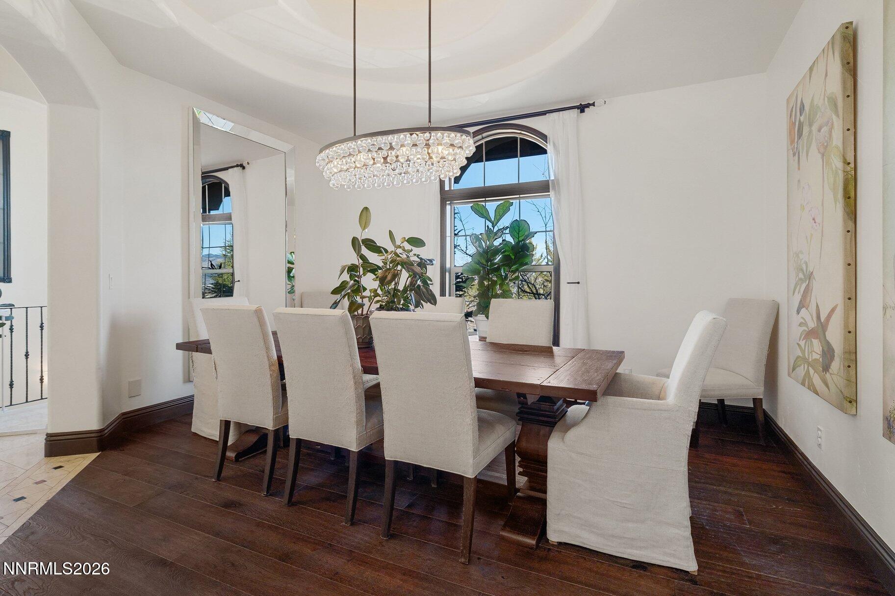 010_12-print-12910_silver_wolf-2_38