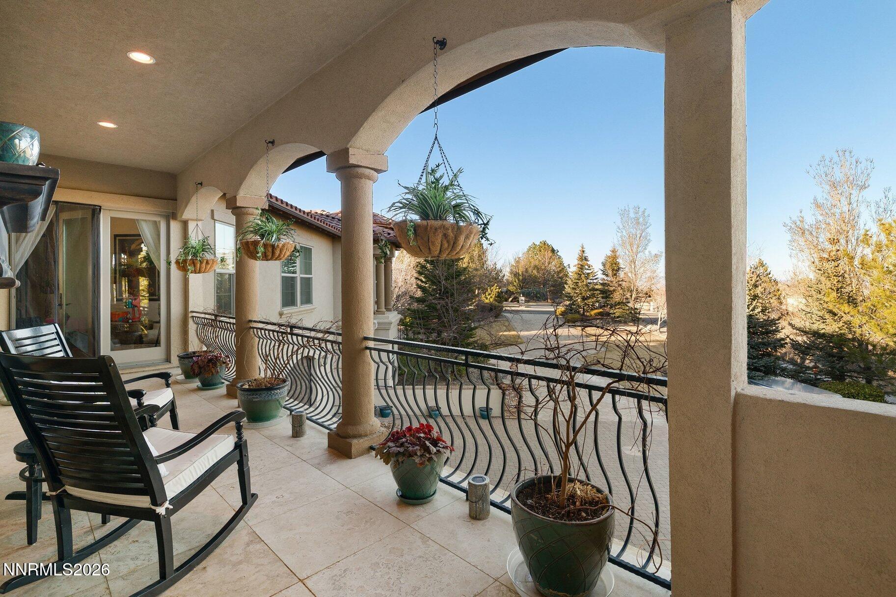 040_46-print-12910_silver_wolf-36_575