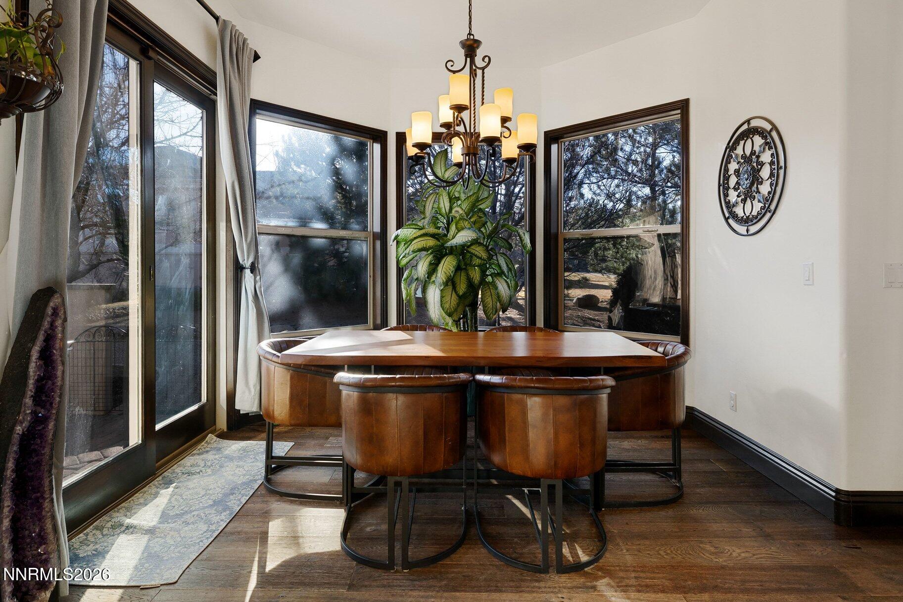 017_19-print-12910_silver_wolf-9_477